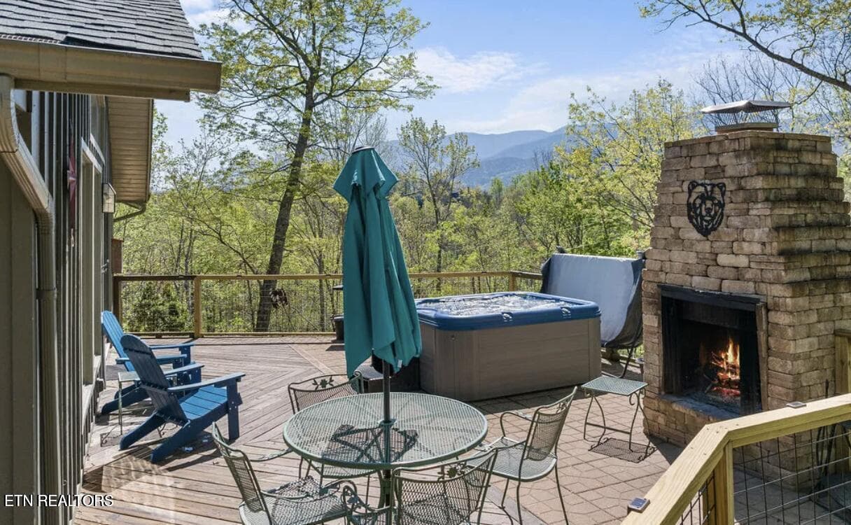 20250606014553832967000000-o - 725 Sunshine Tr, Gatlinburg, TN 37738, Gatlinburg