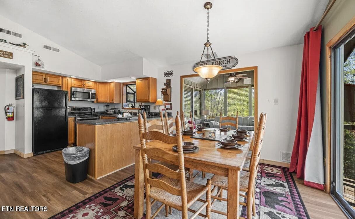 20250606014626899197000000-o - 725 Sunshine Tr, Gatlinburg, TN 37738, Gatlinburg