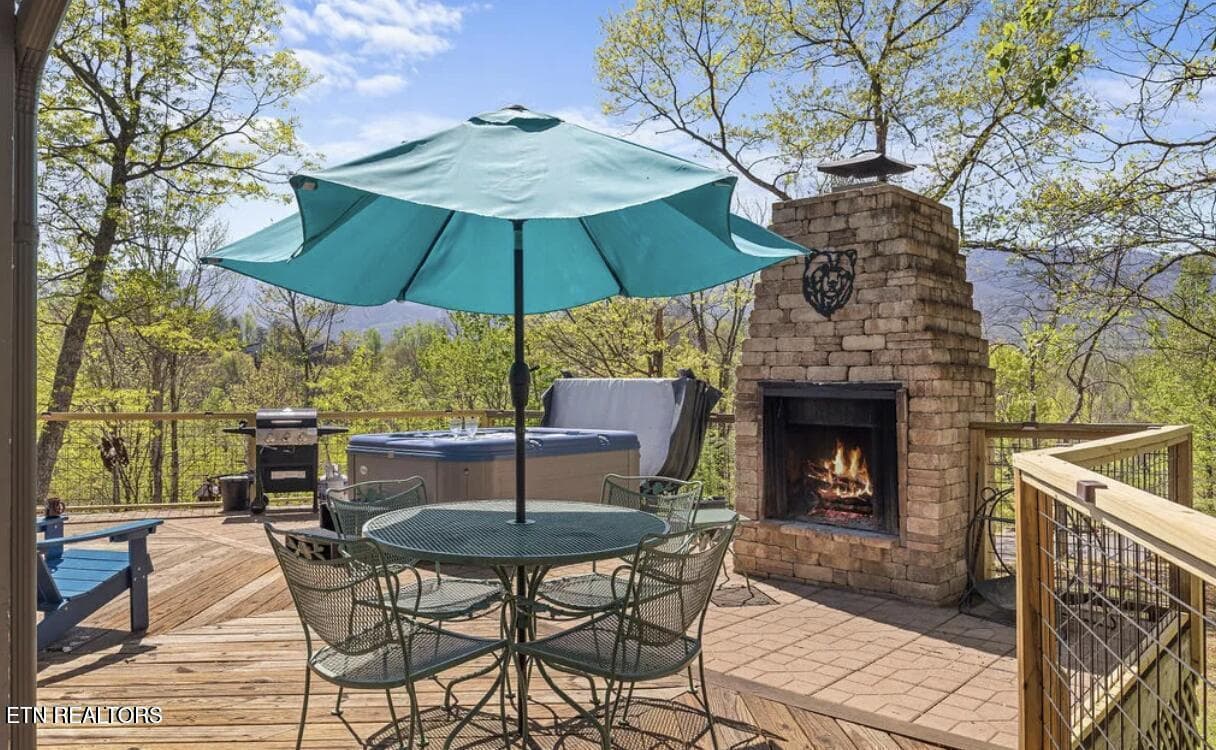 20250606014655046438000000-o - 725 Sunshine Tr, Gatlinburg, TN 37738, Gatlinburg
