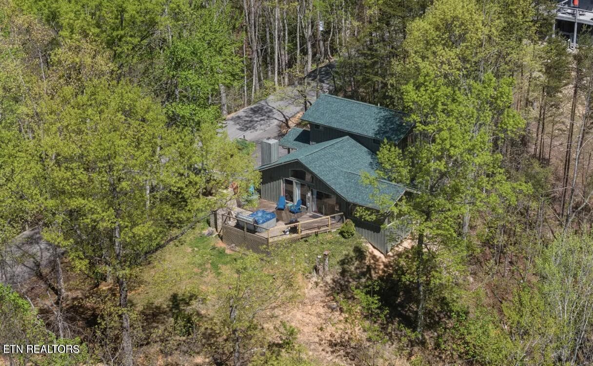20250606014705211629000000-o - 725 Sunshine Tr, Gatlinburg, TN 37738, Gatlinburg