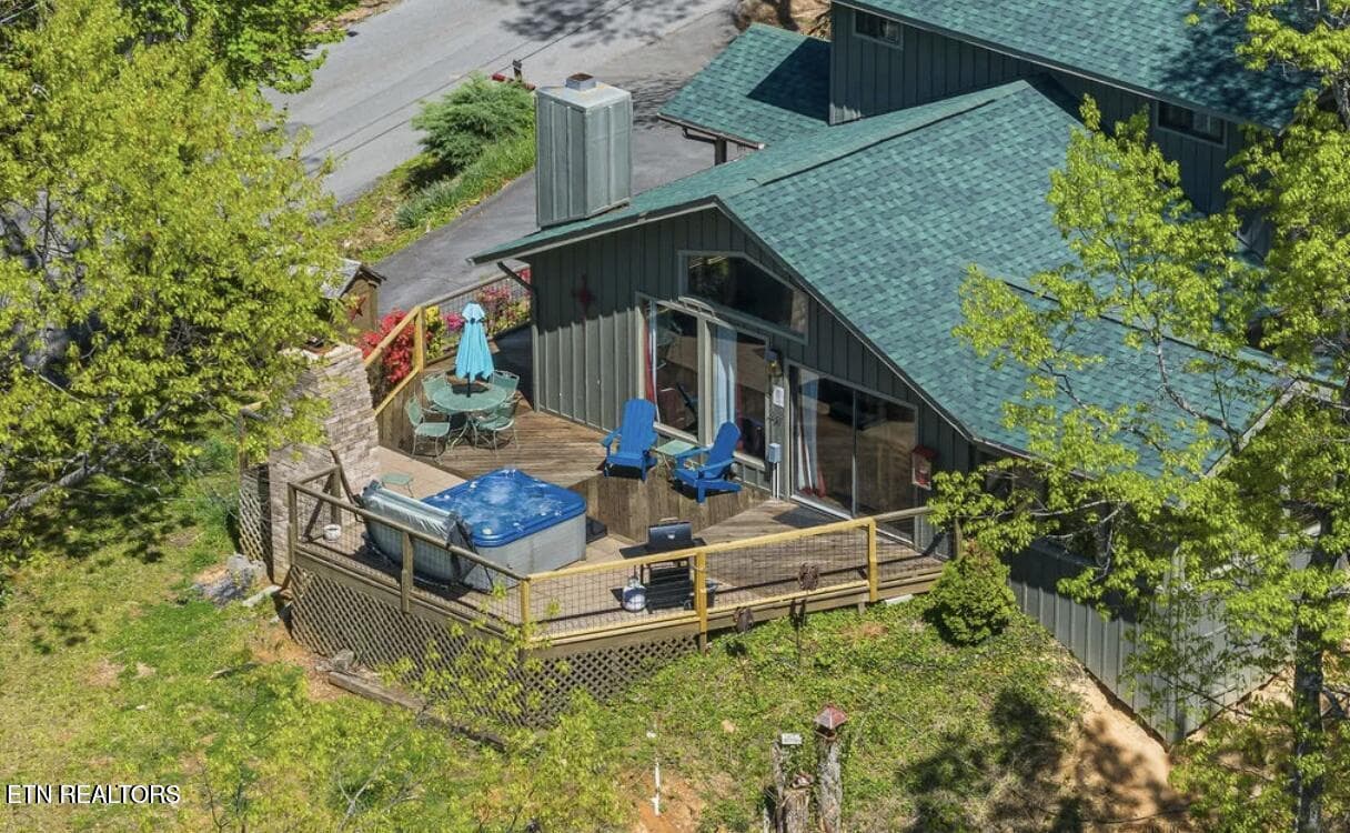 20250606014706803966000000-o - 725 Sunshine Tr, Gatlinburg, TN 37738, Gatlinburg