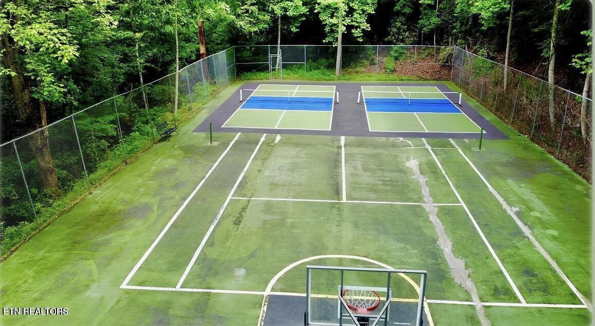 20250606014710331083000000-o - 725 Sunshine Tr, Gatlinburg, TN 37738, Gatlinburg
