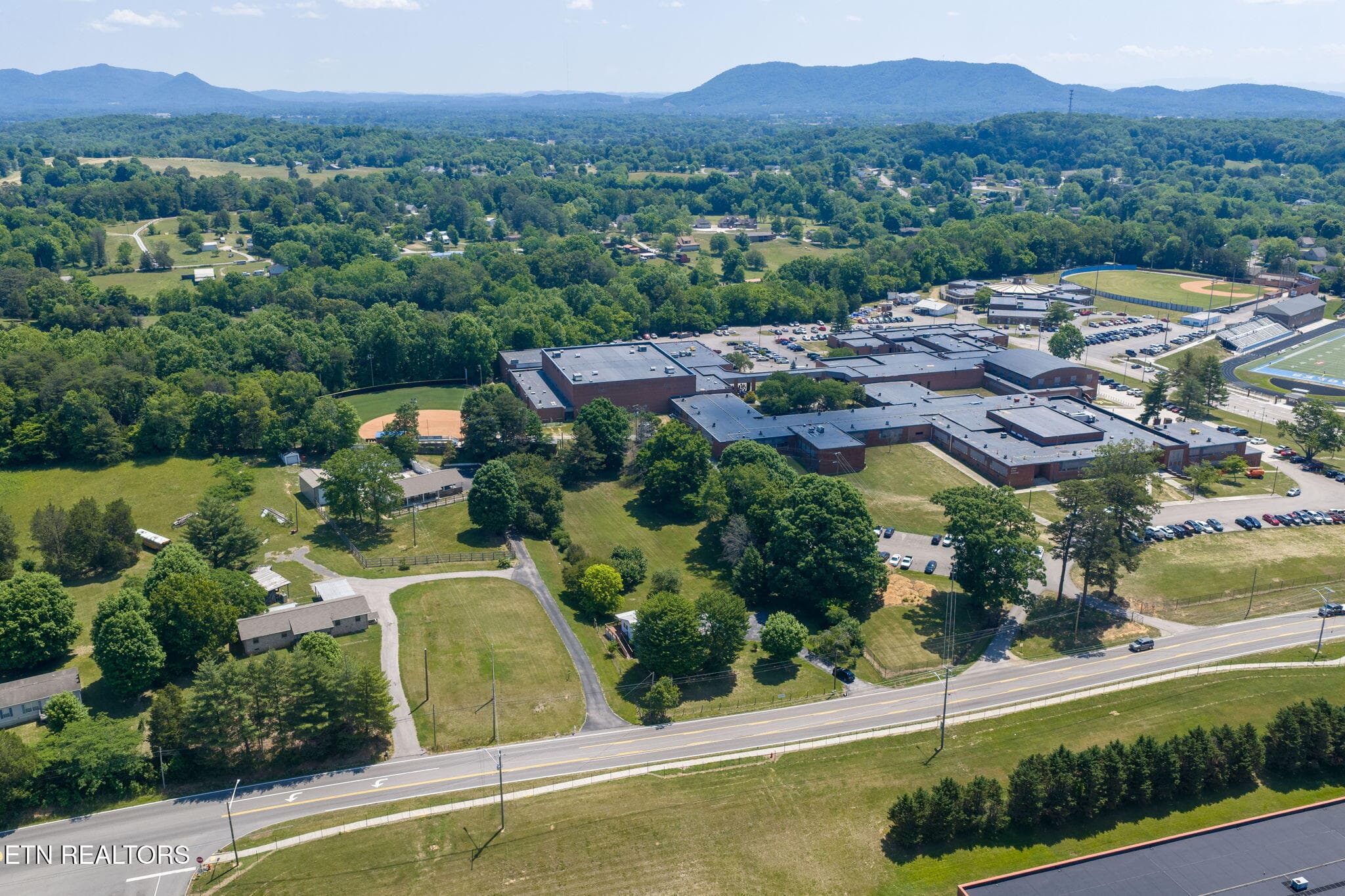 33-web-or-mls-7700 Tazwell--11 - 7700 Tazewell Pike, Corryton, TN 37721