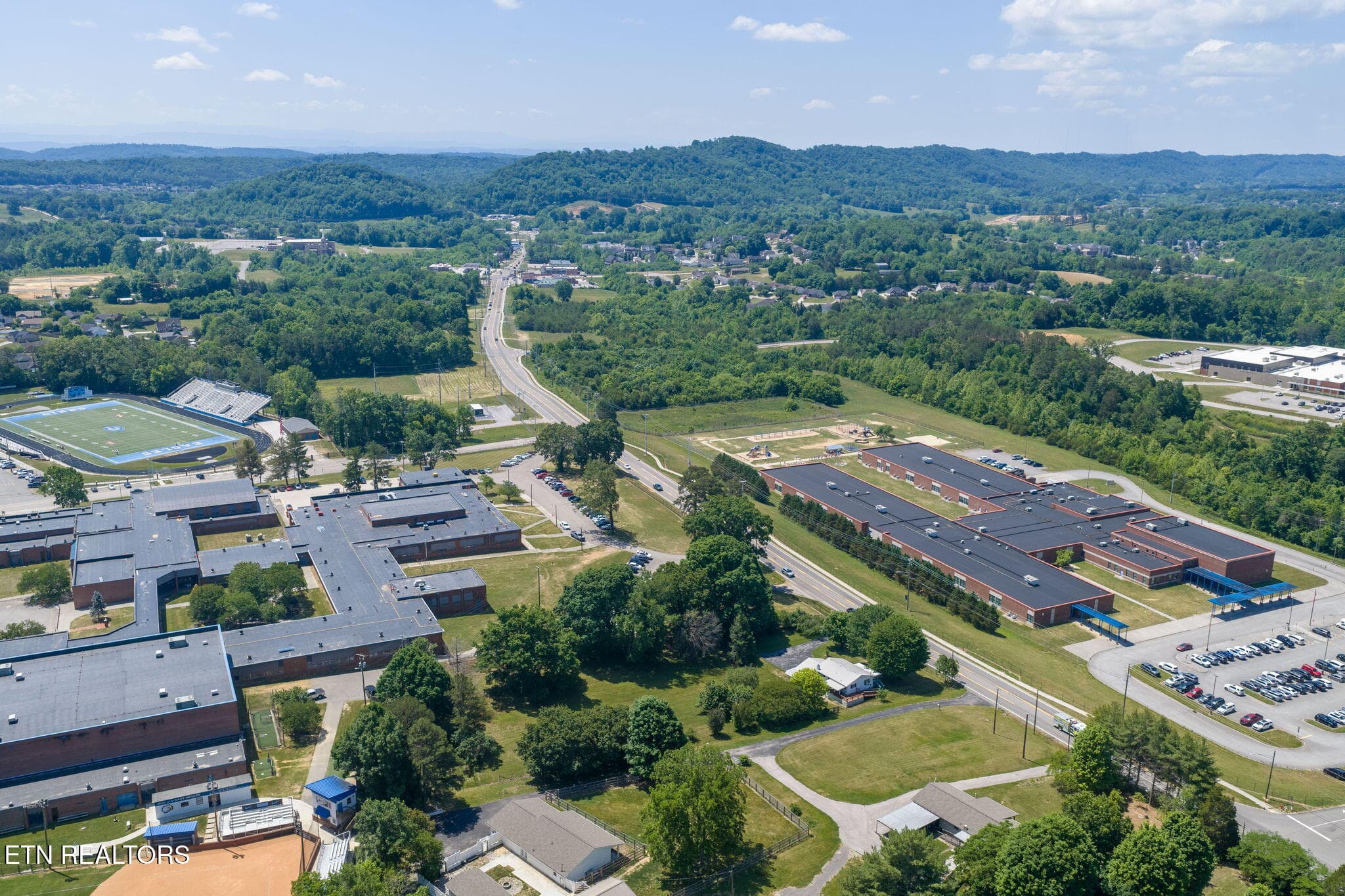 39-web-or-mls-7700 Tazwell--17 - 7700 Tazewell Pike, Corryton, TN 37721