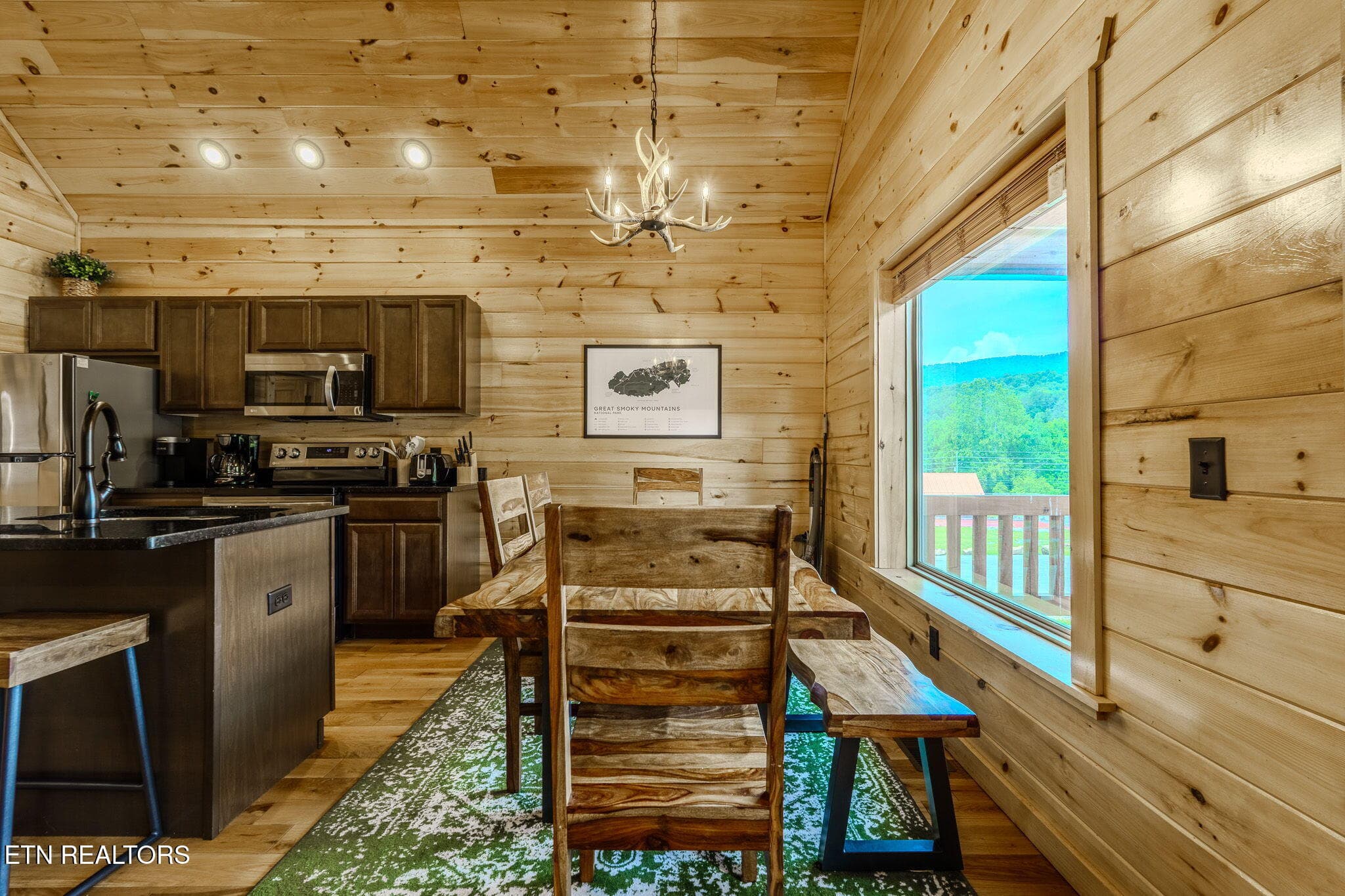 14-web-or-mls-_DSC9177-HDR - 3606 Parkland Way, Gatlinburg, TN 37738, Gatlinburg