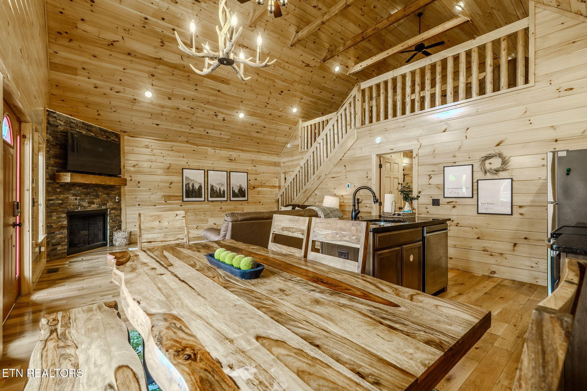 17-web-or-mls-_DSC9197-HDR - 3606 Parkland Way, Gatlinburg, TN 37738, Gatlinburg