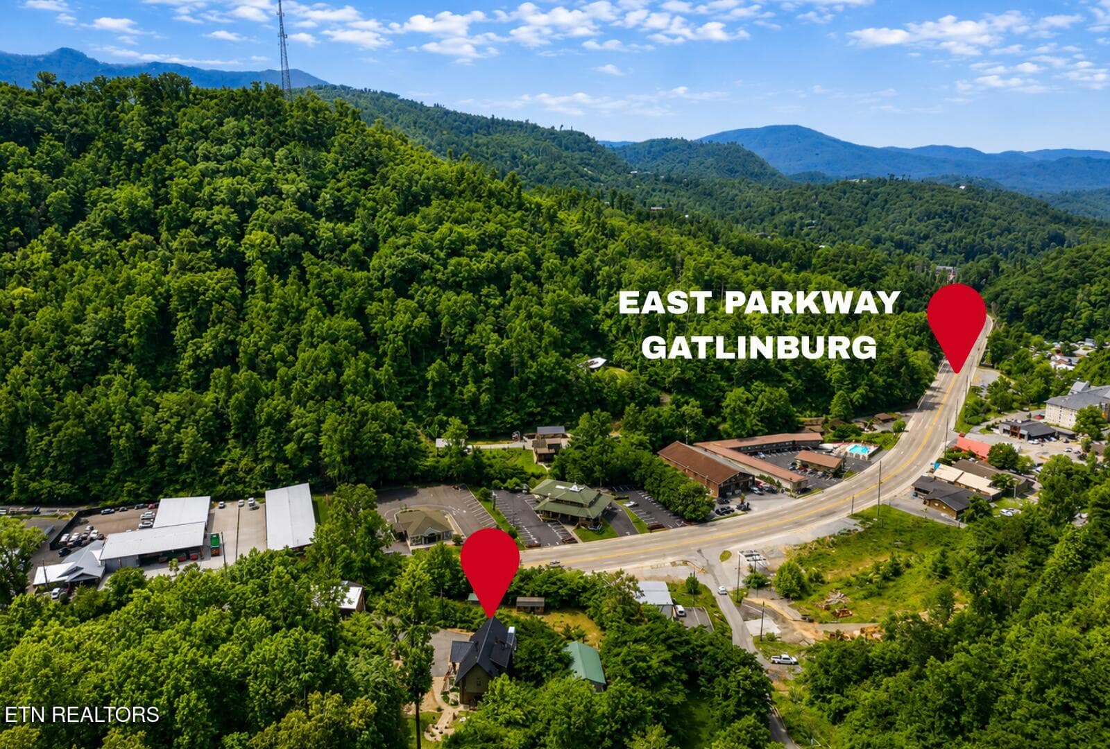 Two miles from Downtown Gatlinburg - 862 Crest View Drive, Gatlinburg, TN 37738, Gatlinburg