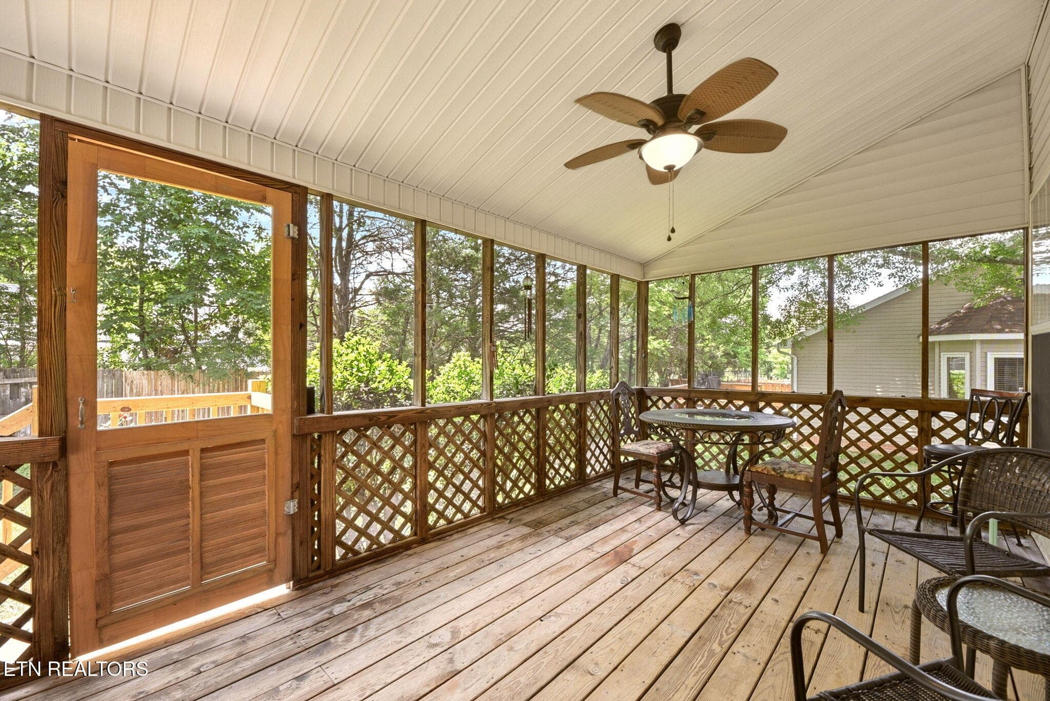 Emerald Heath - Screened Deck - 7219 Emerald Heath Rd, Powell, TN 37849