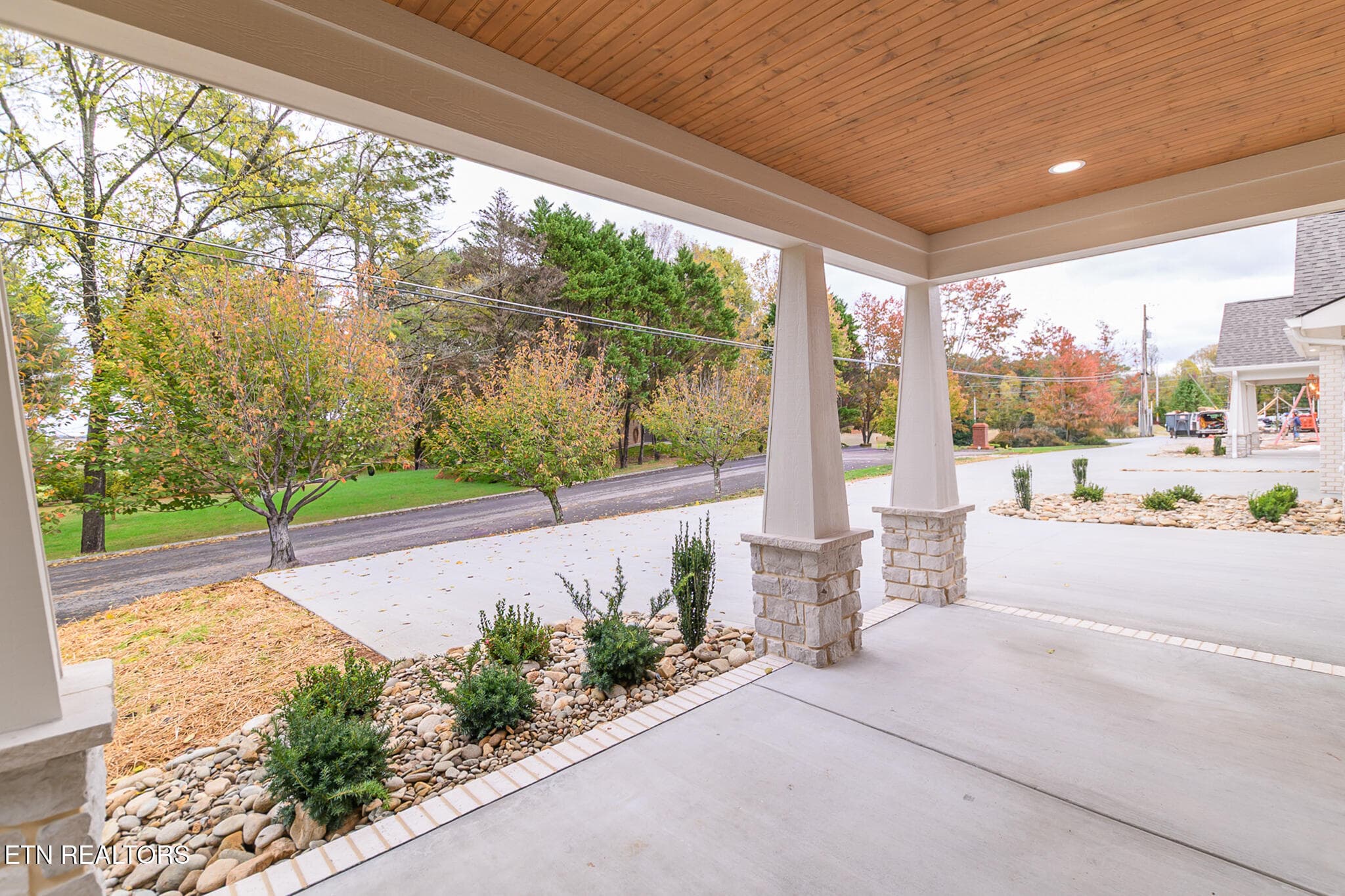 Front porch - 111 Alpine Drive, Clinton, TN 37716