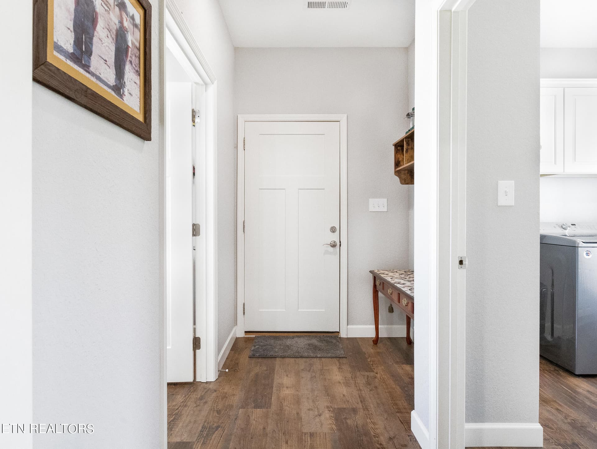 Hall to Main Level Garage - 158 Old Hickory Circle, Madisonville, TN 37354
