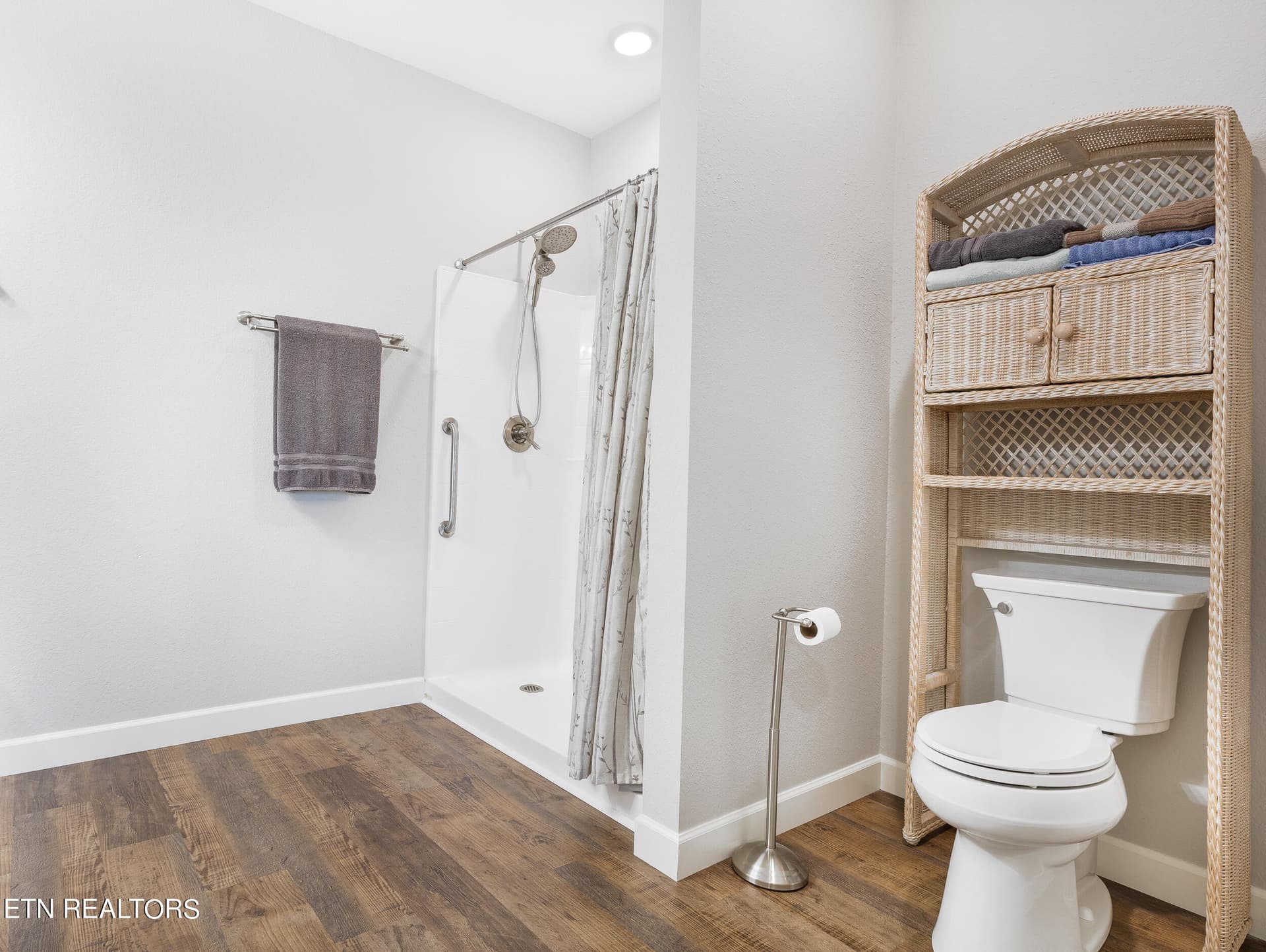 En Suite in BR 2 - 158 Old Hickory Circle, Madisonville, TN 37354