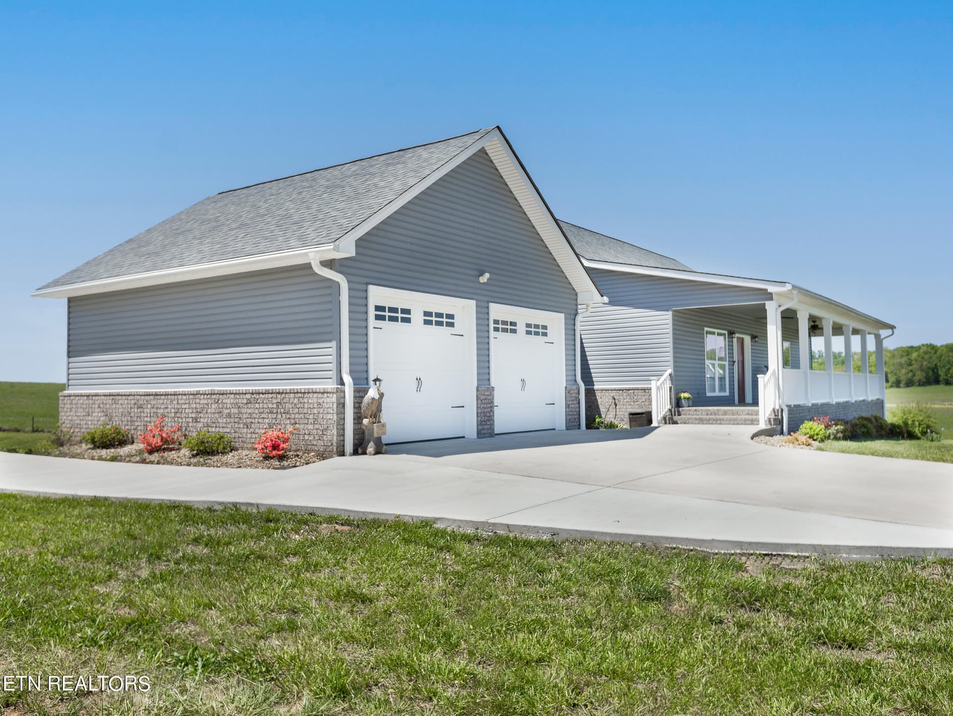 Front and Side - 158 Old Hickory Circle, Madisonville, TN 37354
