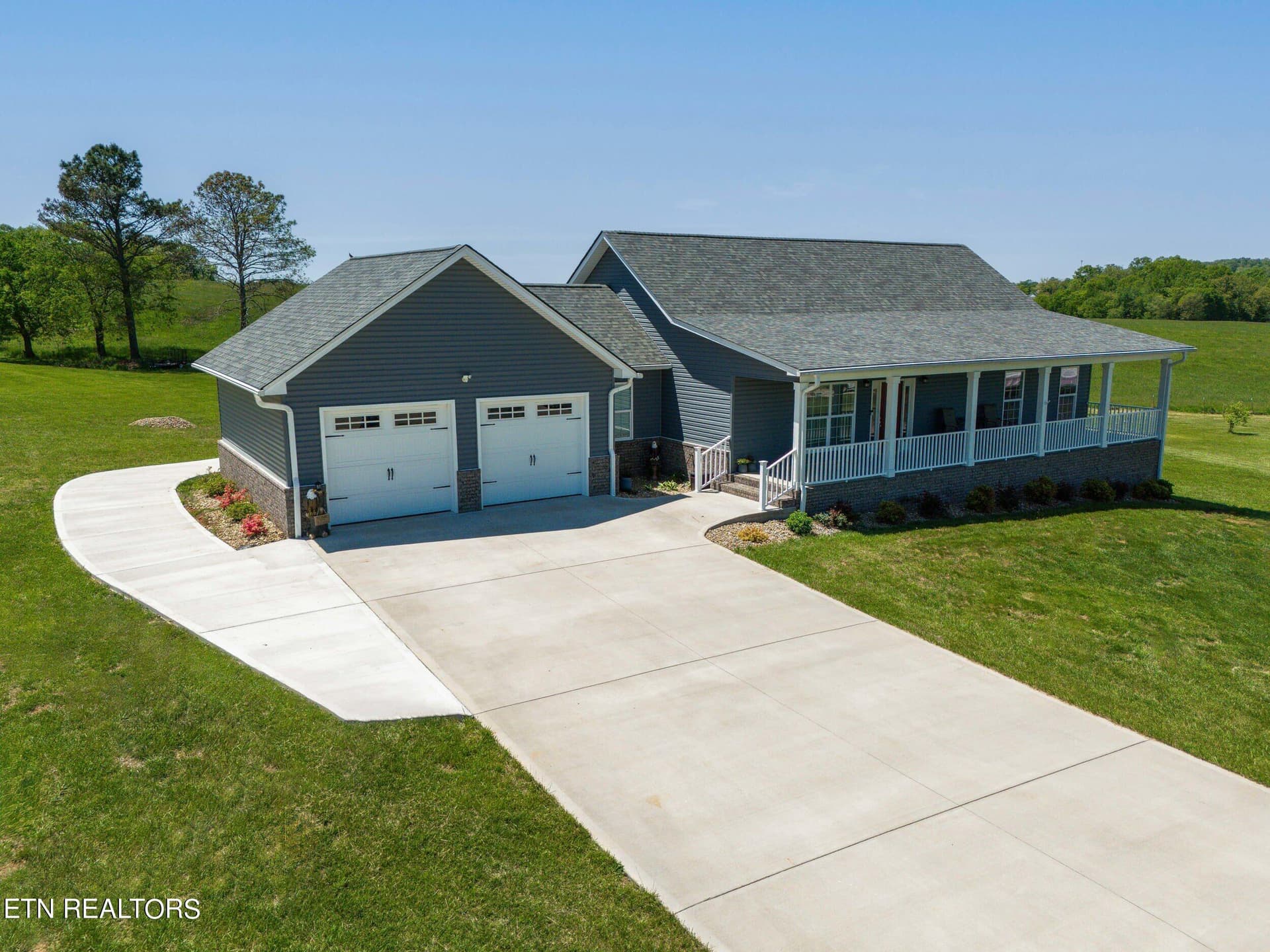 Stop Searching! - 158 Old Hickory Circle, Madisonville, TN 37354