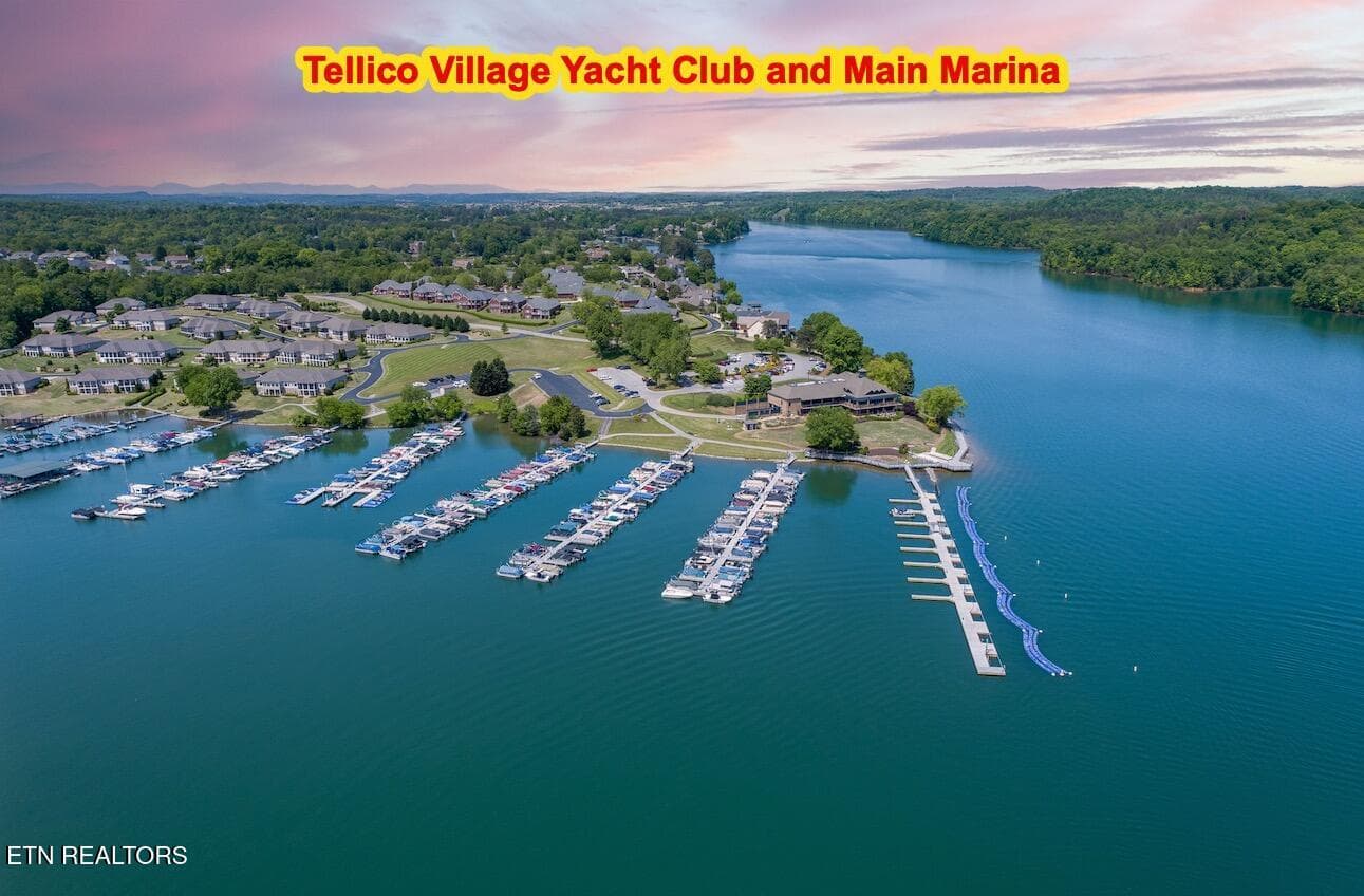 Yacht Club - 213 Gado Lane, Loudon, TN 37774