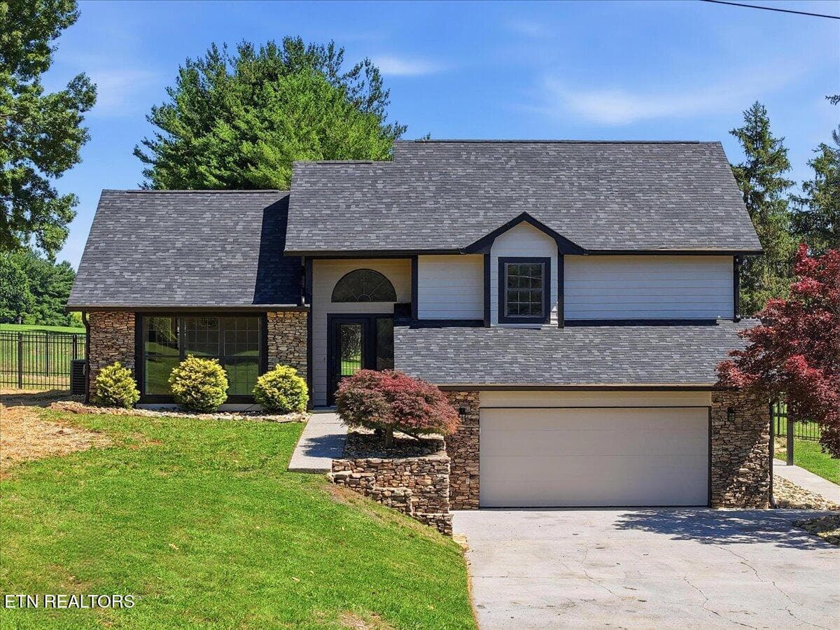3514 E Atherton Lane, Baneberry, TN 37890