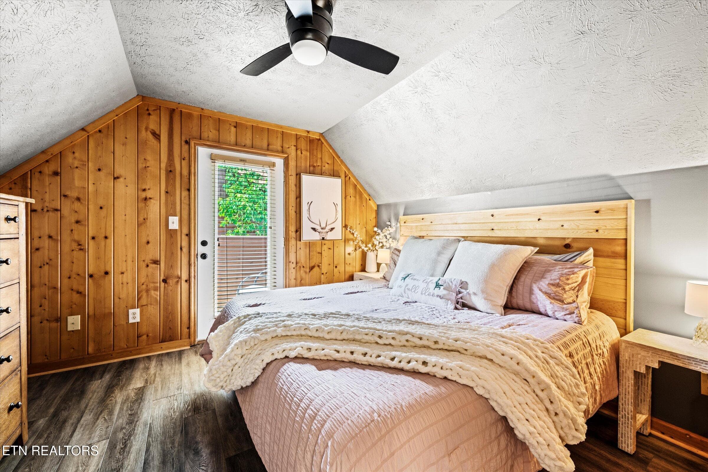 046-Z8C_3781 - 1578 Bears Den Way, Sevierville, TN 37862