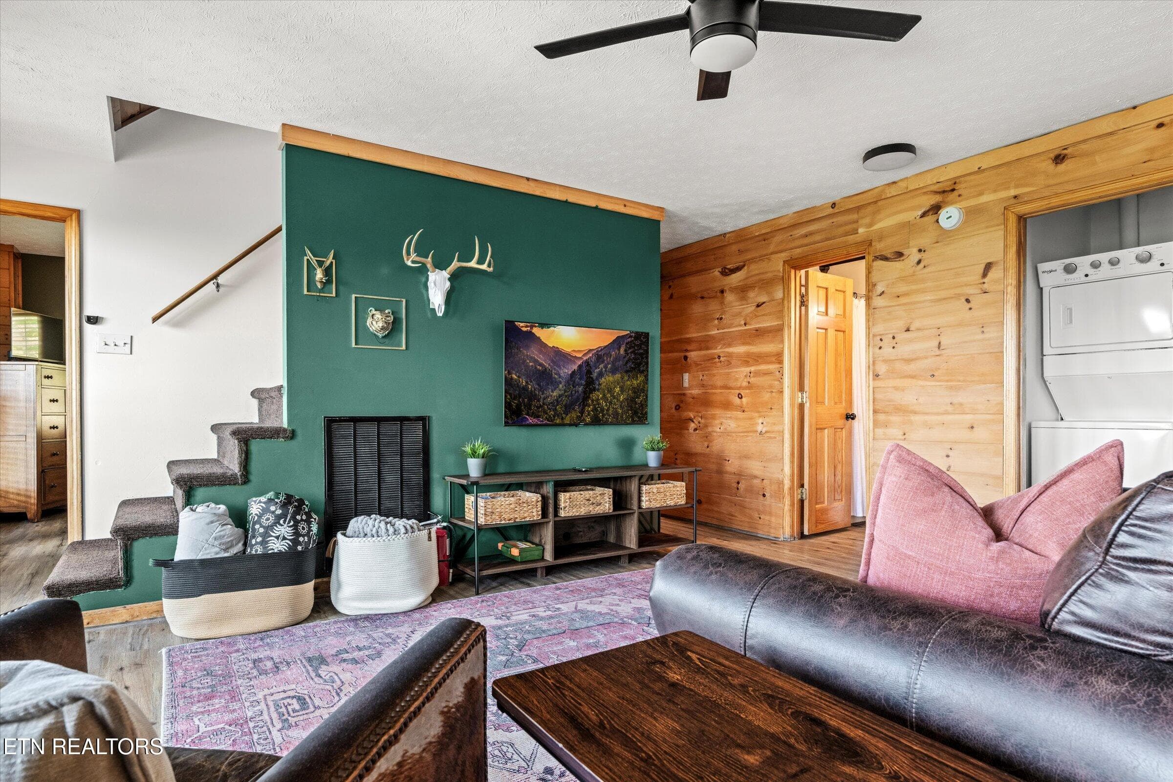 053-Z8C_3821 - 1578 Bears Den Way, Sevierville, TN 37862