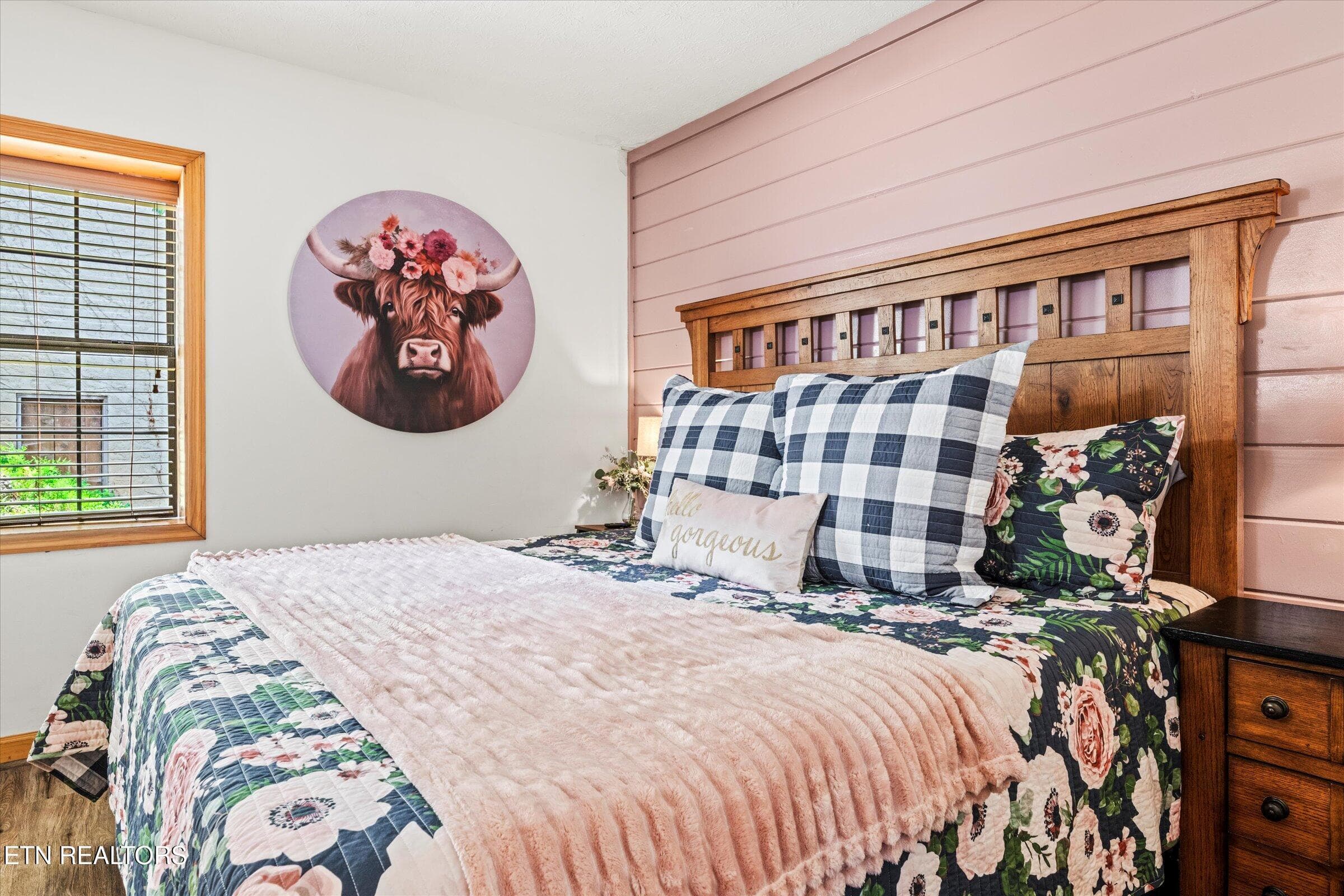 063-Z8C_3883 - 1578 Bears Den Way, Sevierville, TN 37862