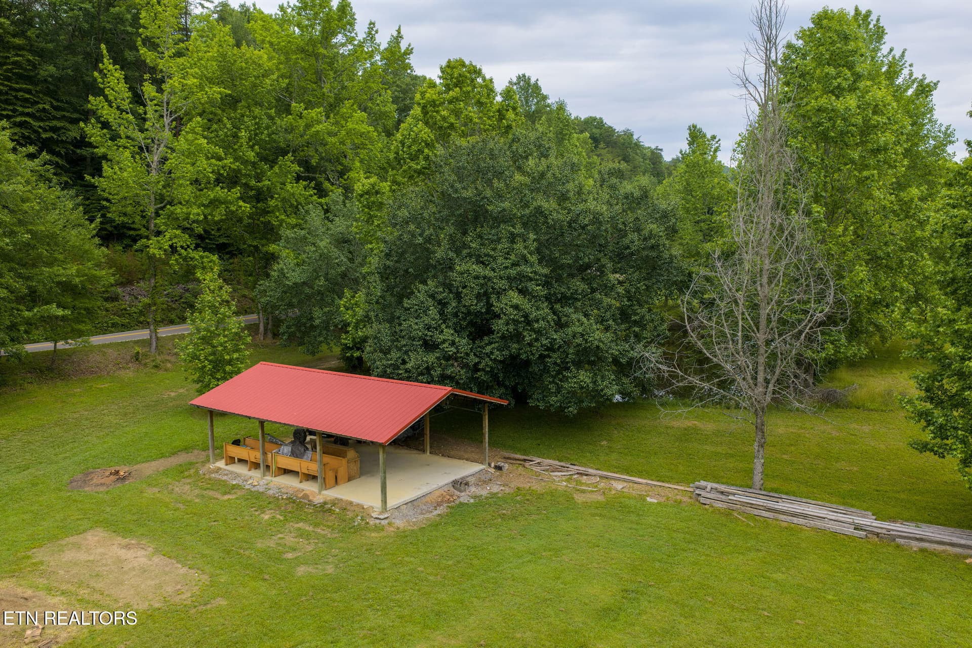 homesandvideos-662 - 13431 New Highway 68, Tellico Plains, TN 37385