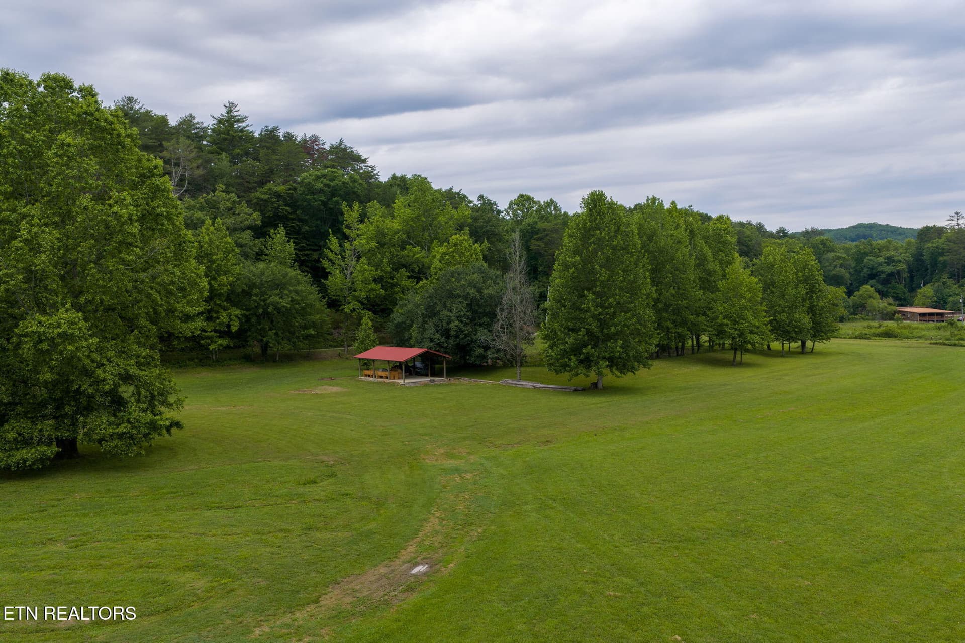 homesandvideos-665 - 13431 New Highway 68, Tellico Plains, TN 37385