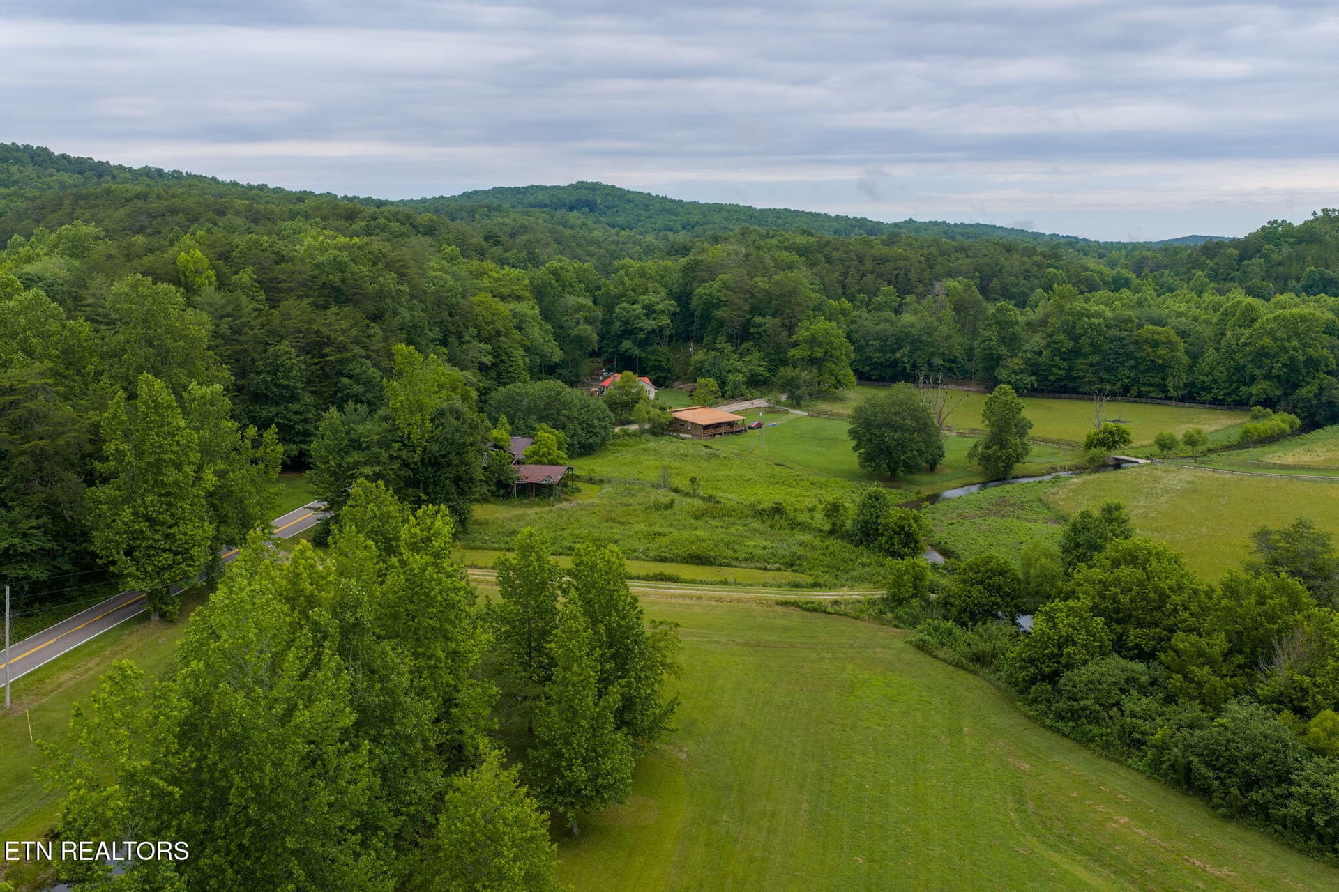 homesandvideos-660 - 13431 New Highway 68, Tellico Plains, TN 37385