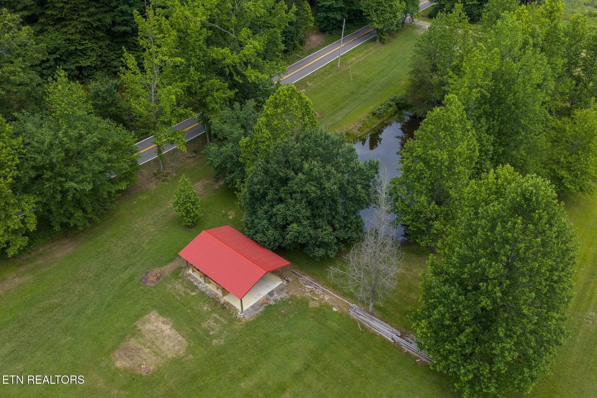 homesandvideos-661 - 13431 New Highway 68, Tellico Plains, TN 37385