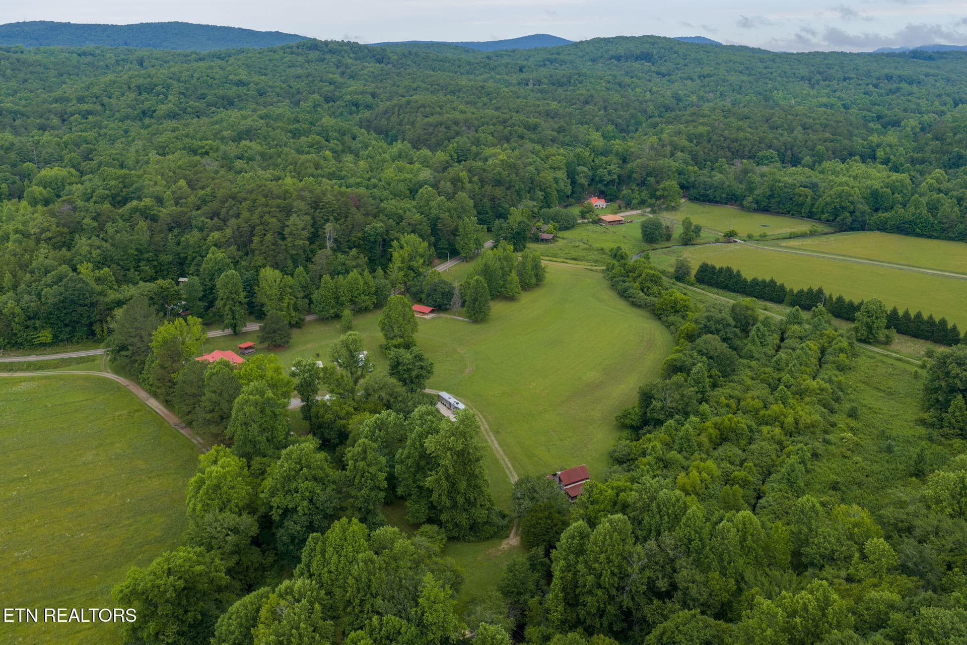 homesandvideos-647 - 13431 New Highway 68, Tellico Plains, TN 37385