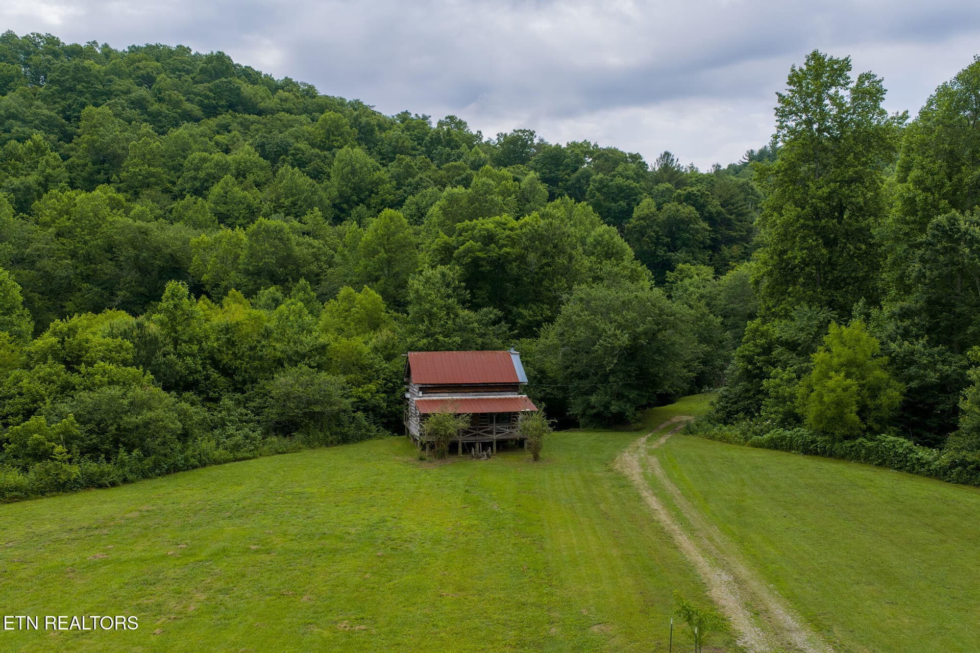 homesandvideos-664 - 13431 New Highway 68, Tellico Plains, TN 37385