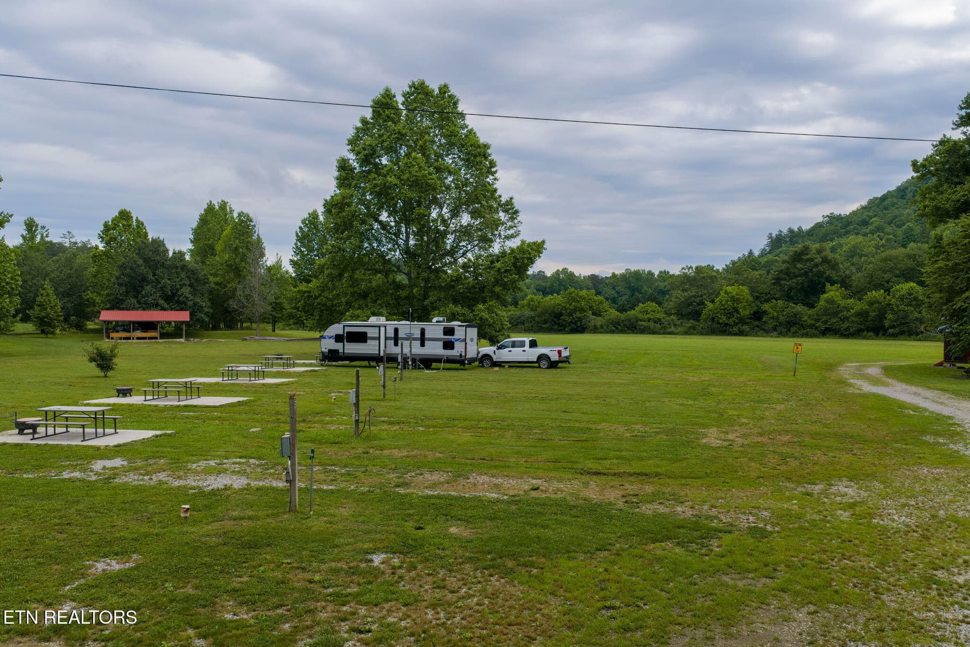 homesandvideos-670 - 13431 New Highway 68, Tellico Plains, TN 37385