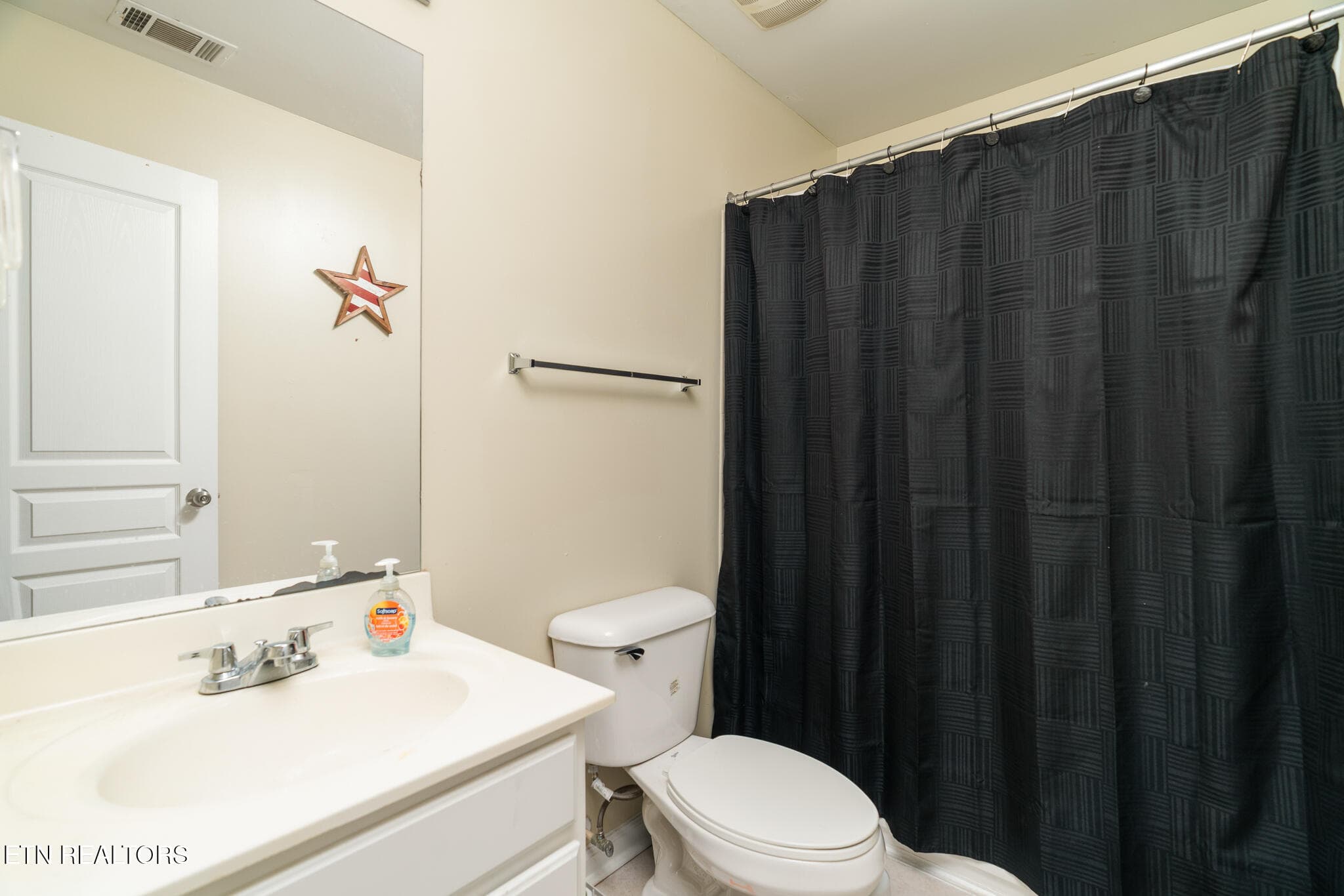 untitled-13 - 3950 Cherokee Woods Way, Knoxville, TN 37920, Knoxville
