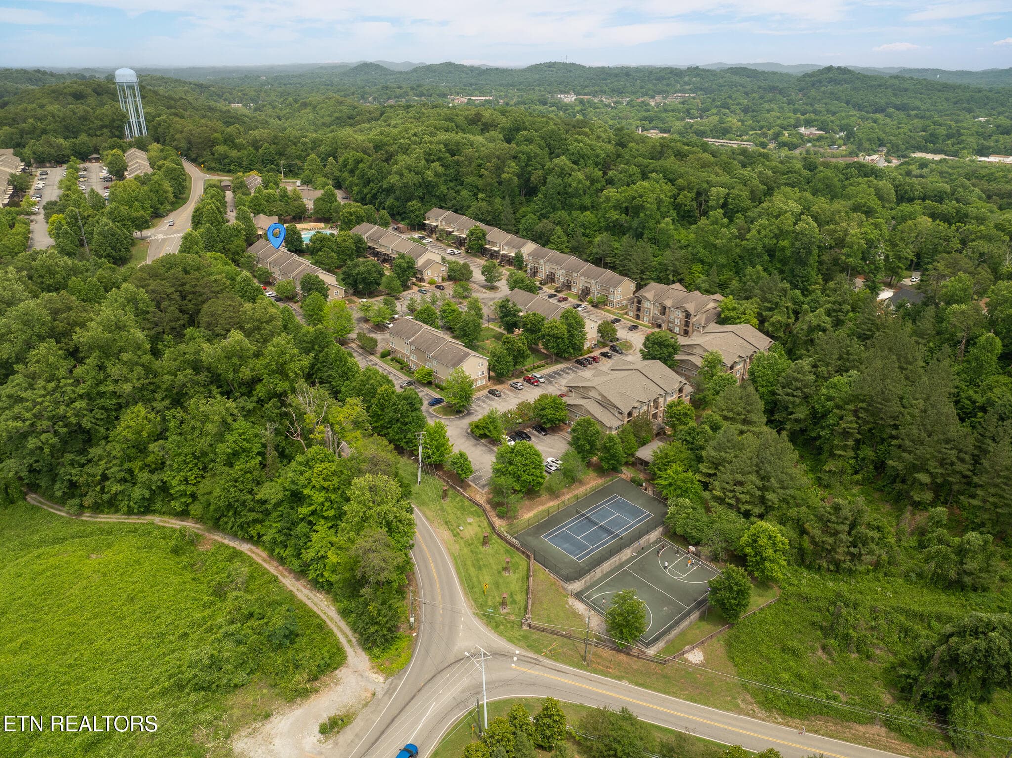 untitled-33 - 3950 Cherokee Woods Way, Knoxville, TN 37920, Knoxville
