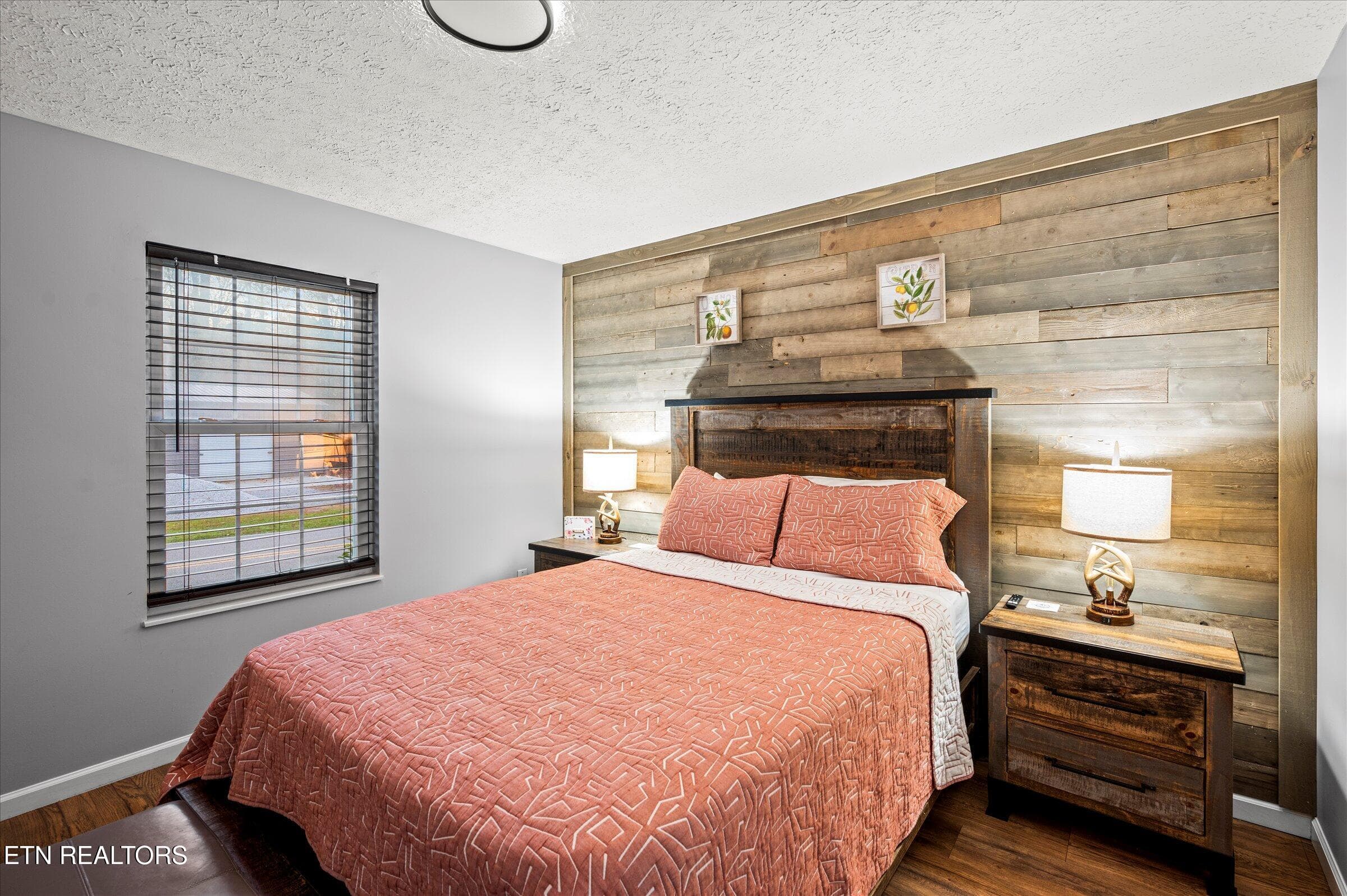 17 - 5337 Pittman Center Rd, Sevierville, TN 37876