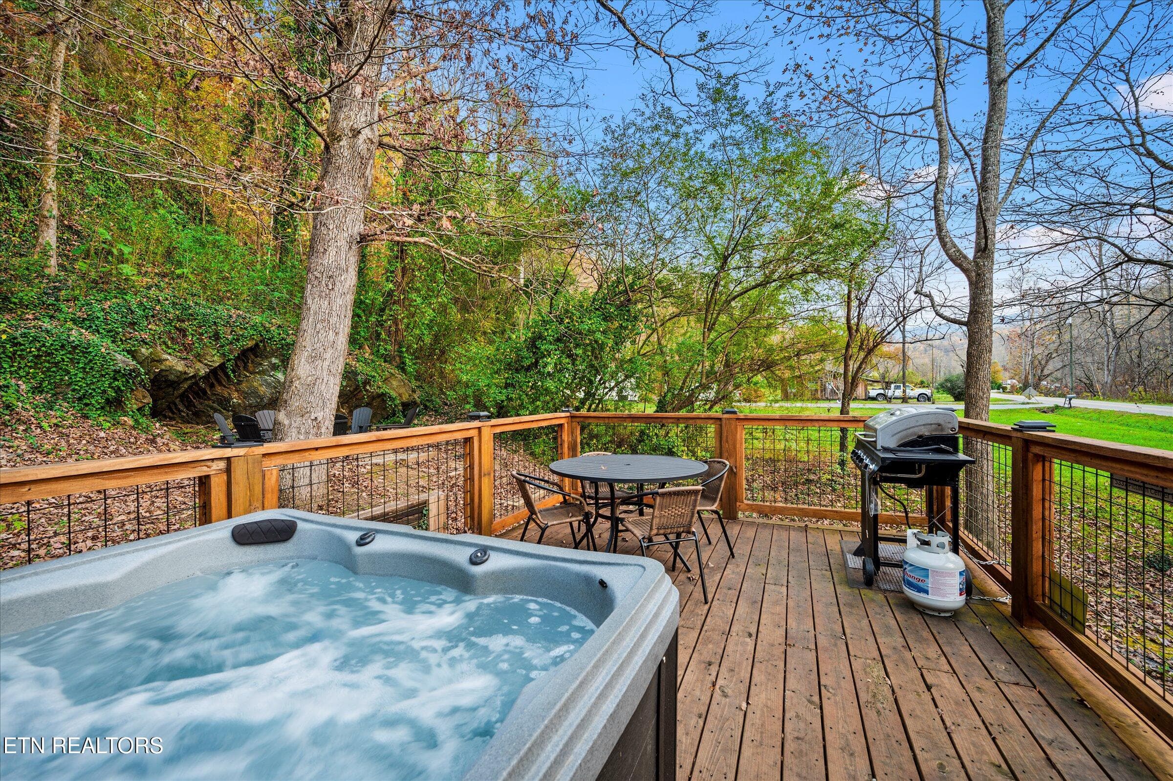 43 - 5337 Pittman Center Rd, Sevierville, TN 37876