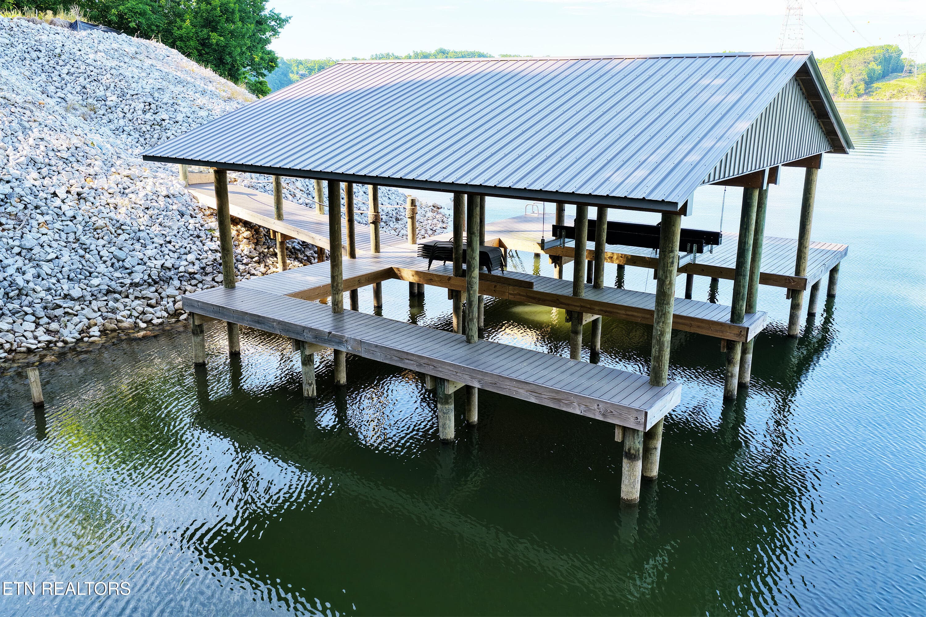 Dock - 4 - 175 Tanasi Tr, Kingston, TN 37763
