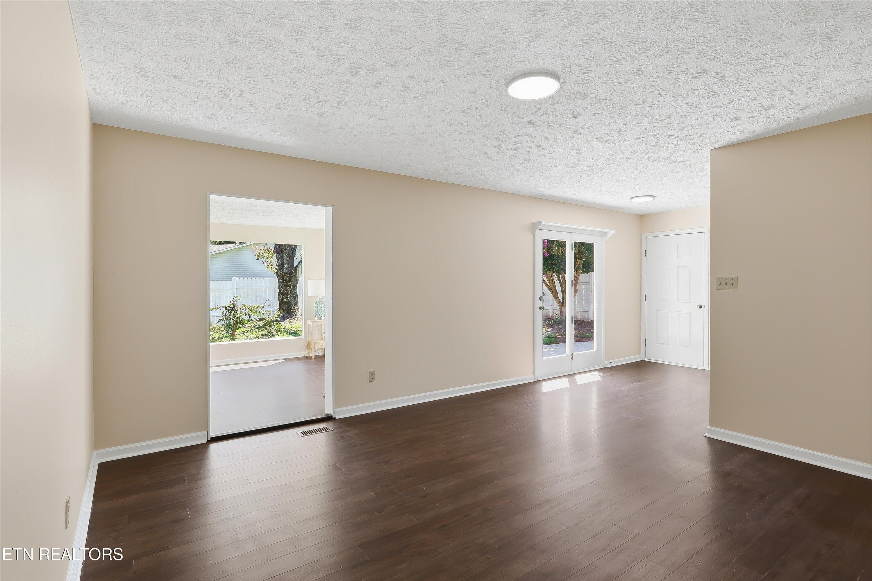 Dining toward Kitchen - 904 Mount Lebanon Rd, Maryville, TN 37804