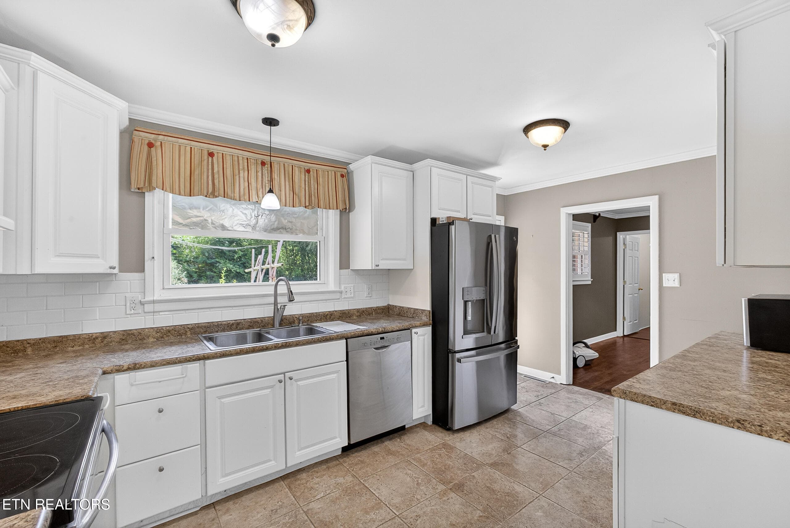 6810 Dorchester-14 - 6810 Dorchester Drive, Knoxville, TN 37909, Knoxville