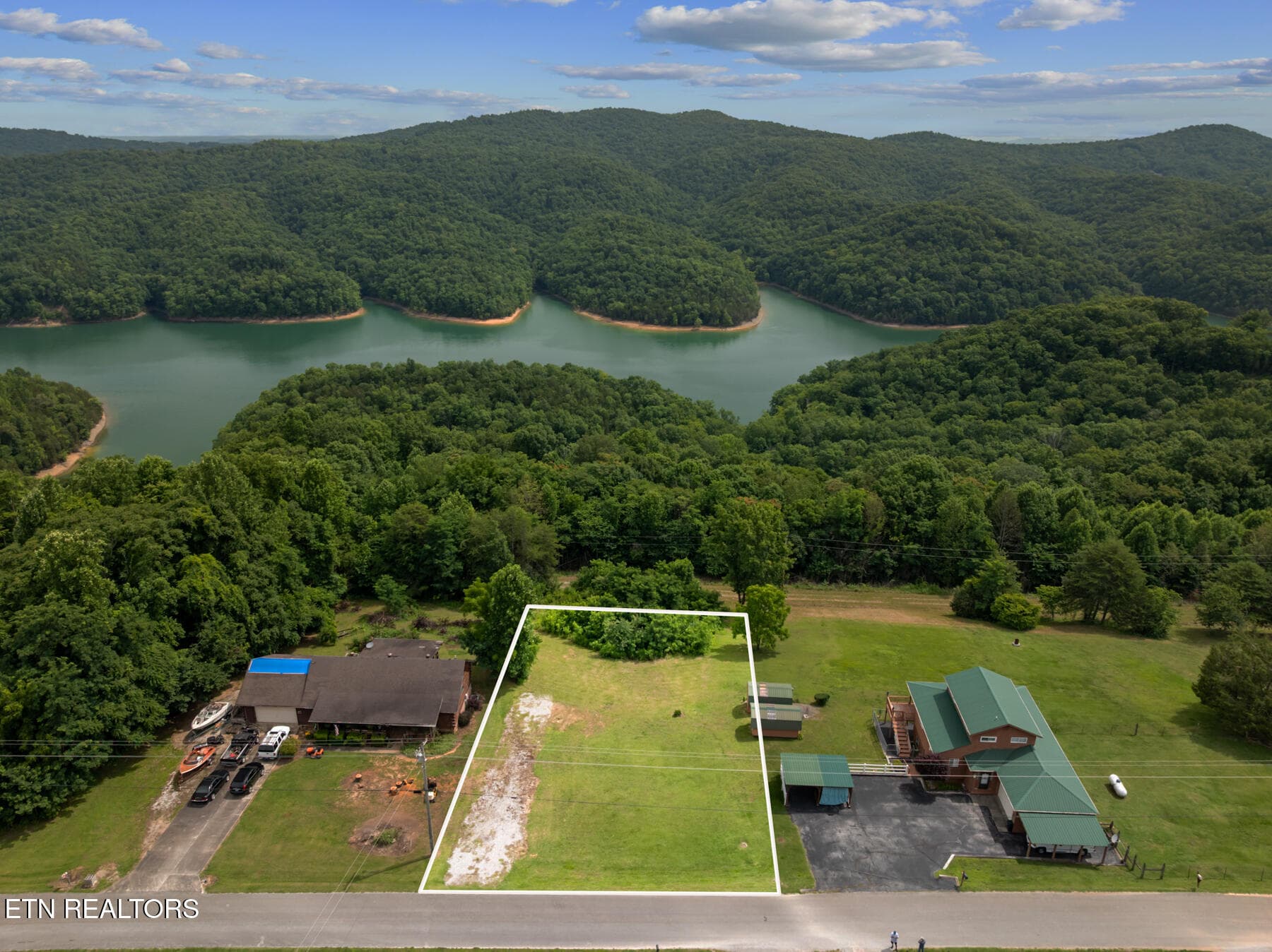 gedwill property lines 3 - 976 Livingston Boat Dock Rd, Allons, TN 38541