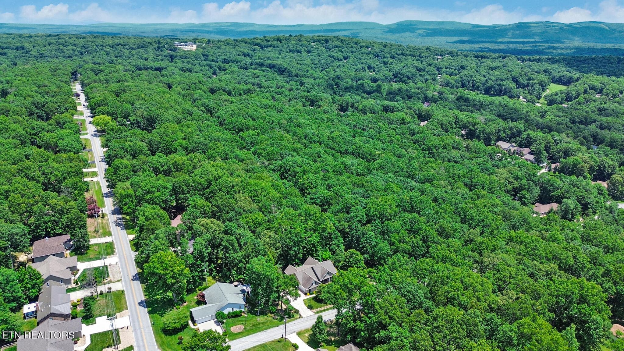 CUMBERLAND FOUNTY - 105 Kings Down Drive, Fairfield Glade, TN 38558