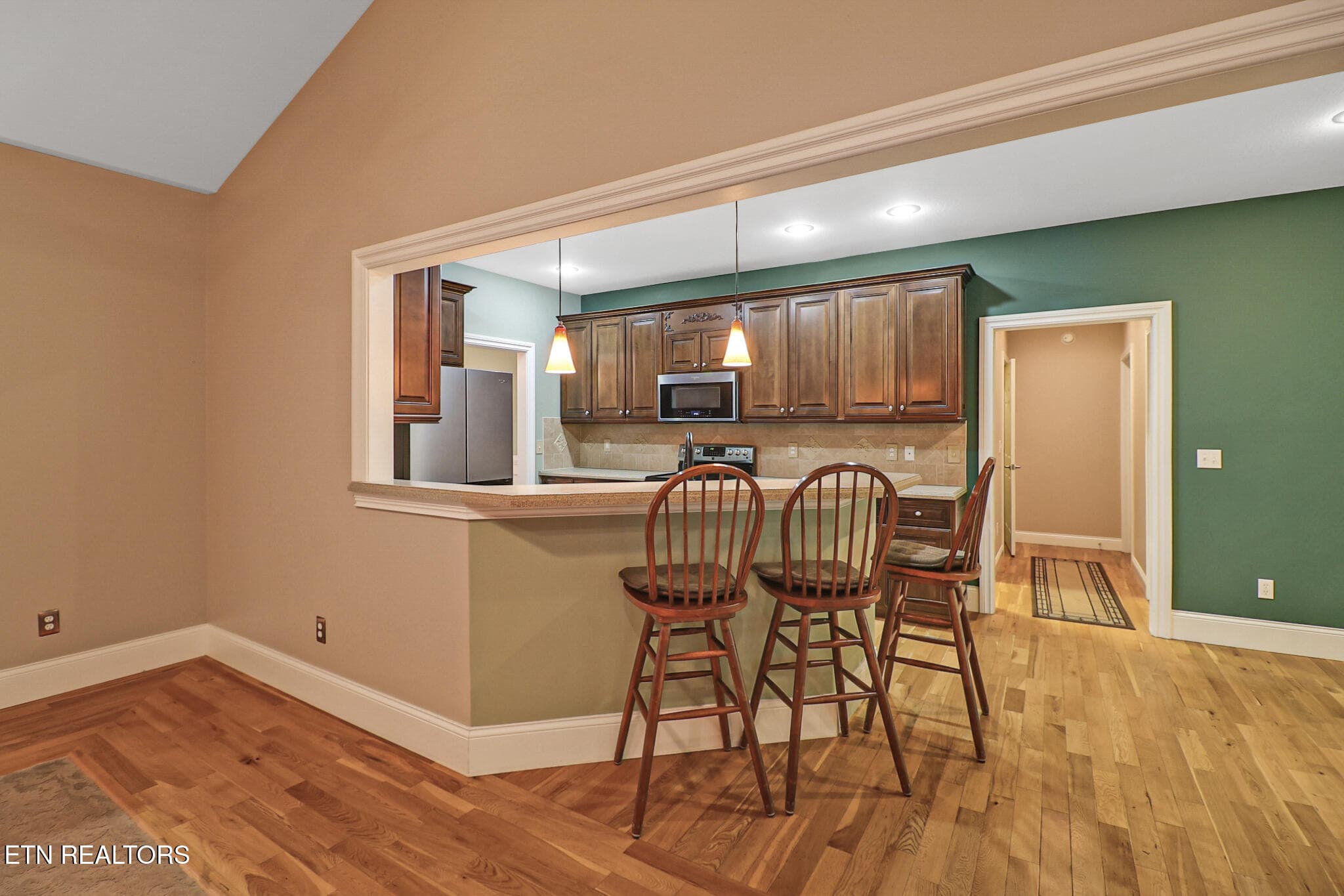 KITCHEN FROM LIVING ROOM - 105 Kings Down Drive, Fairfield Glade, TN 38558