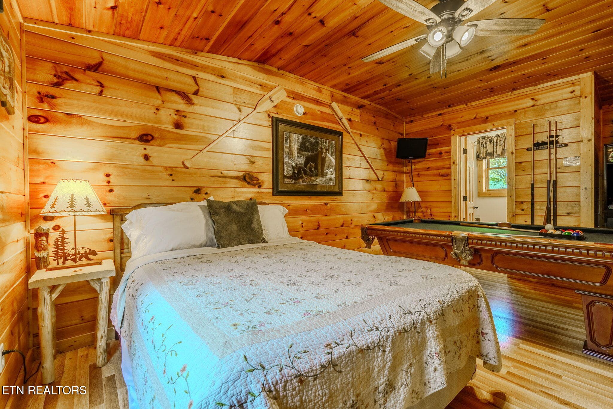 18-web-or-mls-_DSC1818-HDR - 914 High Mountain Way, Gatlinburg, TN 37738, Gatlinburg