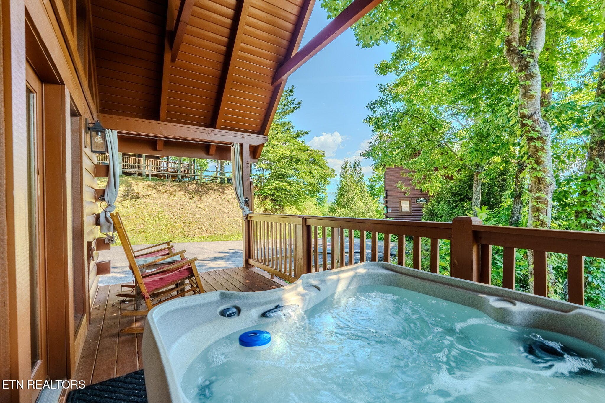 27-web-or-mls-_DSC1863-HDR - 914 High Mountain Way, Gatlinburg, TN 37738, Gatlinburg