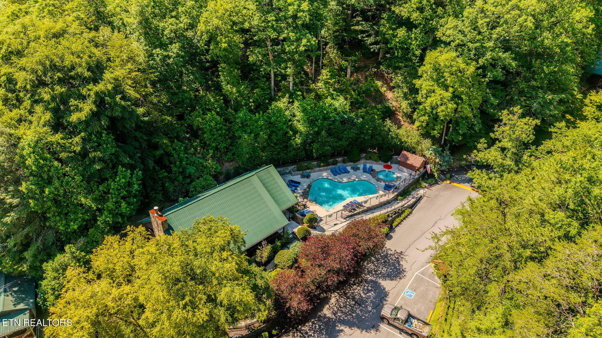 32-web-or-mls-DJI_20260604161722_0410_D - 914 High Mountain Way, Gatlinburg, TN 37738, Gatlinburg
