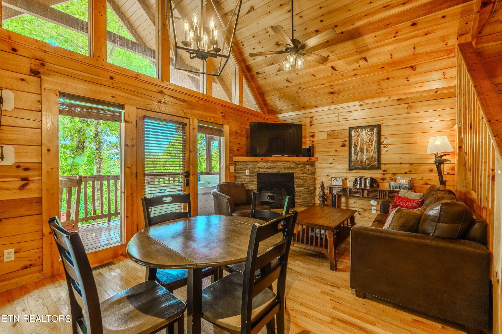 8-web-or-mls-_DSC1743-HDR - 914 High Mountain Way, Gatlinburg, TN 37738, Gatlinburg