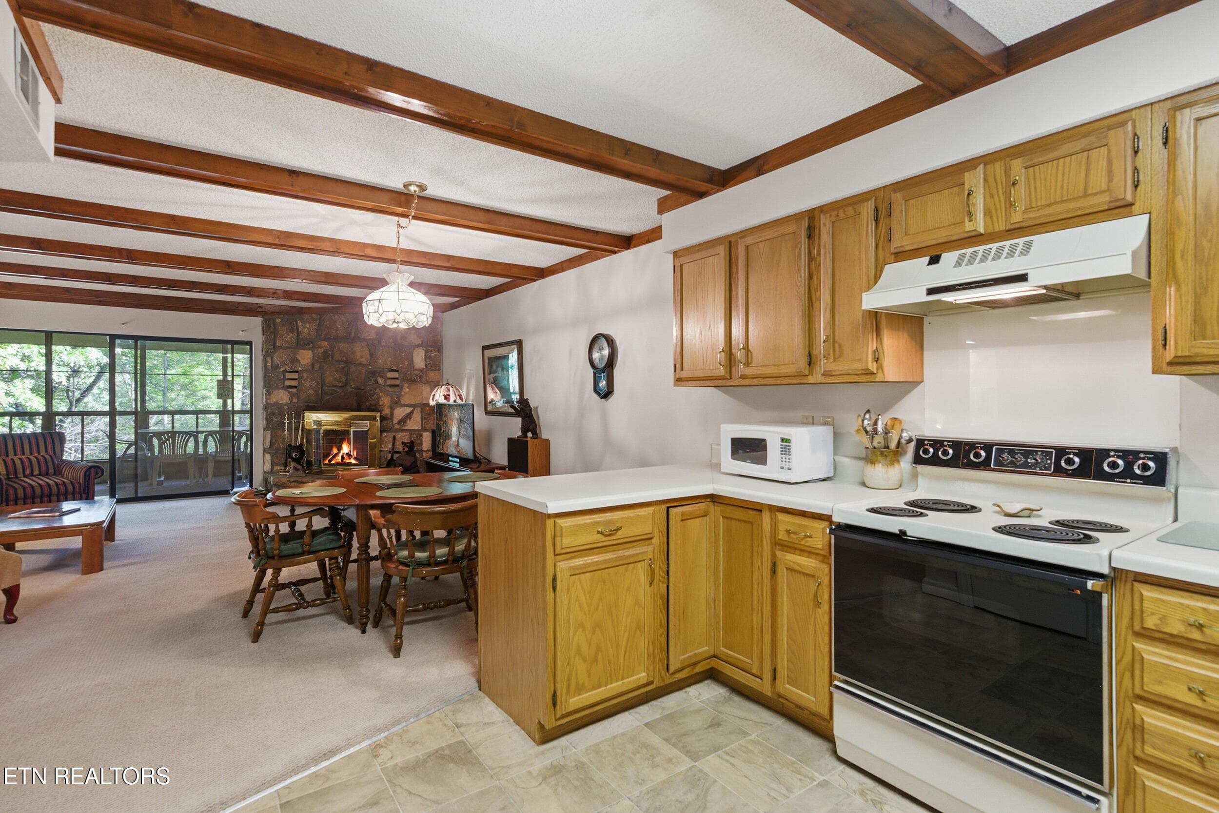 Kitchen - 221 Woodland Rd UNIT 310, Gatlinburg, TN 37738, Gatlinburg