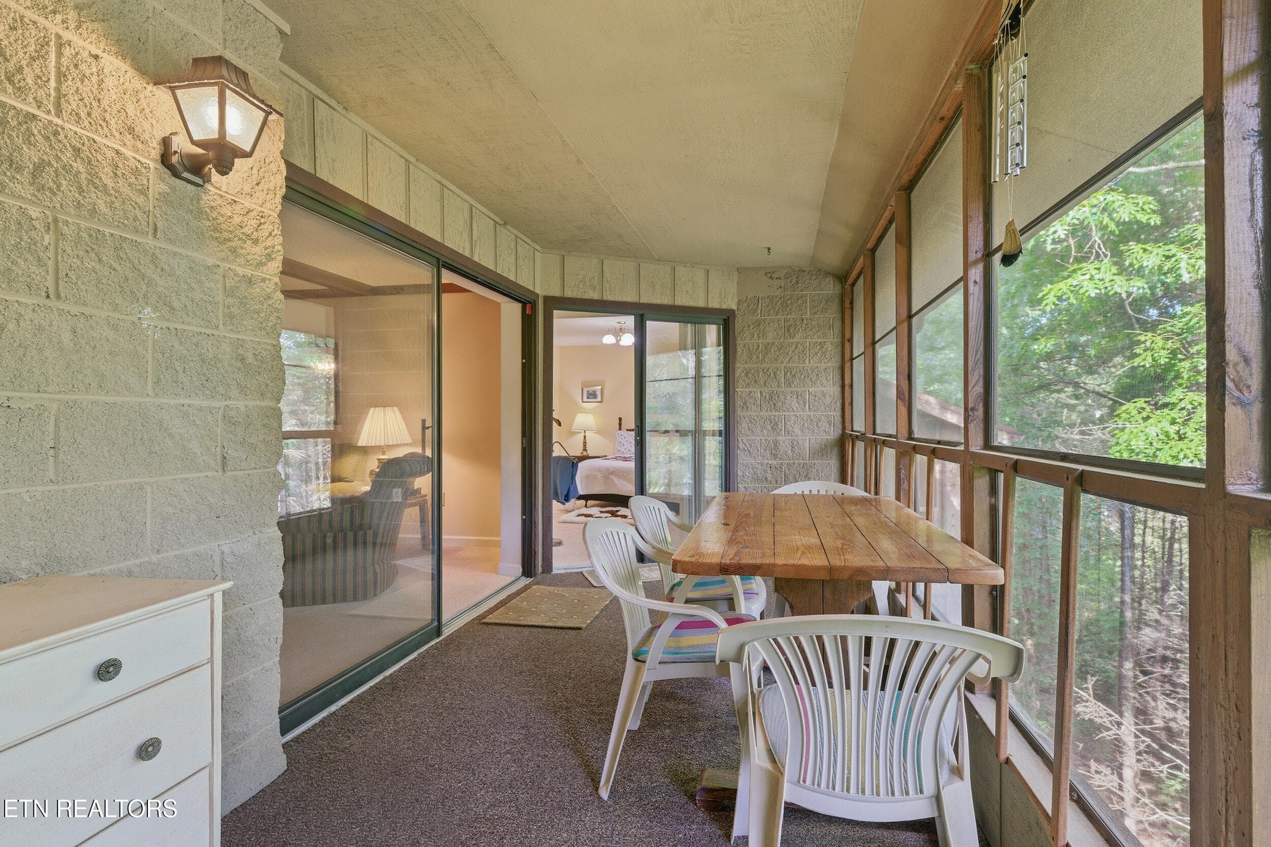 Screened Porch - 221 Woodland Rd UNIT 310, Gatlinburg, TN 37738, Gatlinburg