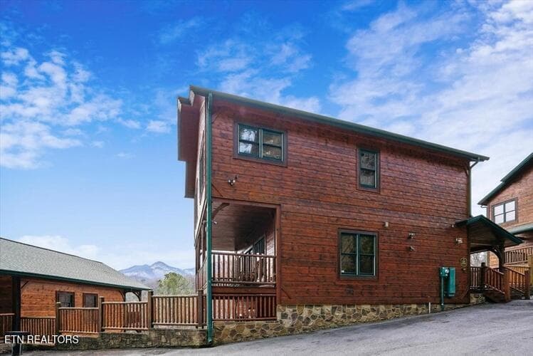 4 - 832 Resort Way, Gatlinburg, TN 37738, Gatlinburg