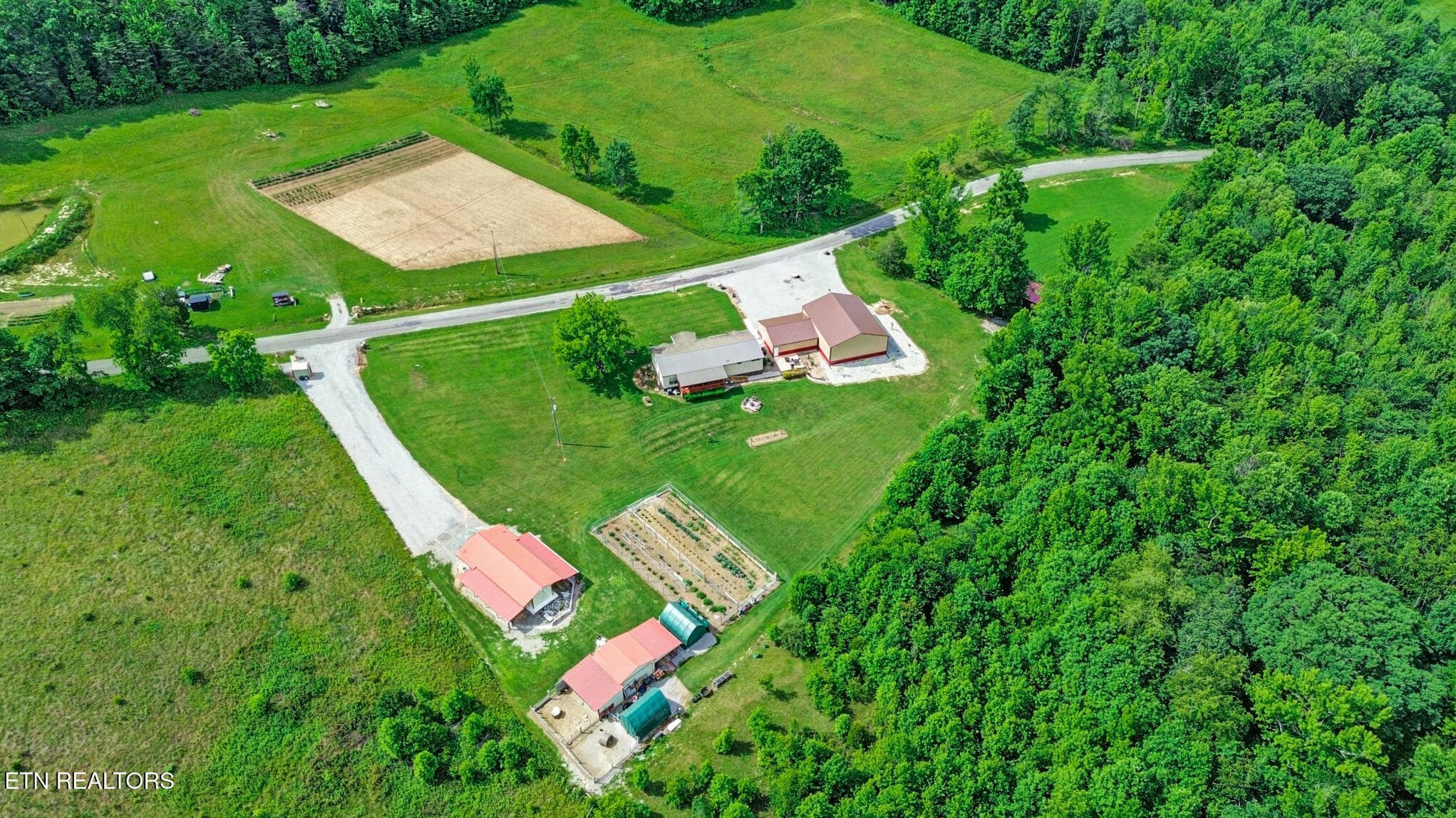 dji_0869-dji_0871 - 2734 Blaylock Rd, Crossville, TN 38572