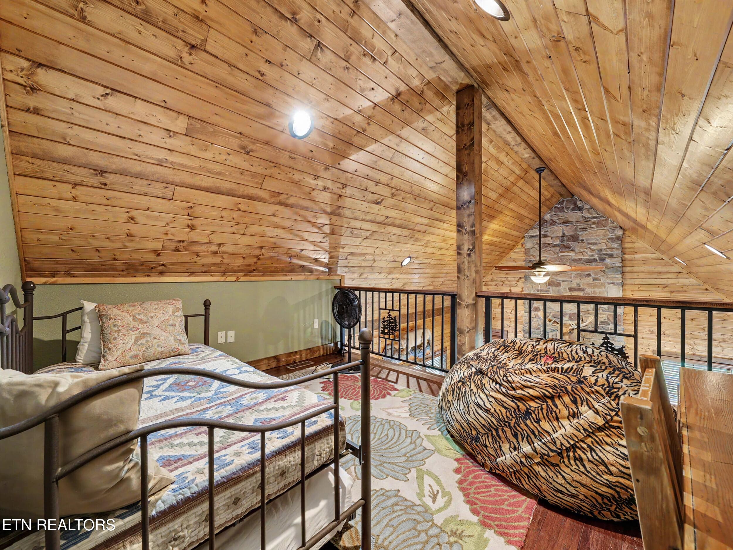 29_img_9238 - 836 & 835 Jacks Bluff Rd, New Tazewell, TN 37825