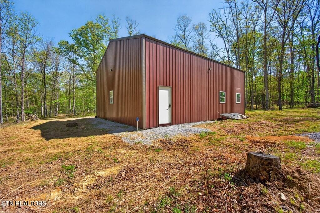 243828_18 - 751 W Bluff Rd, Pikeville, TN 37367