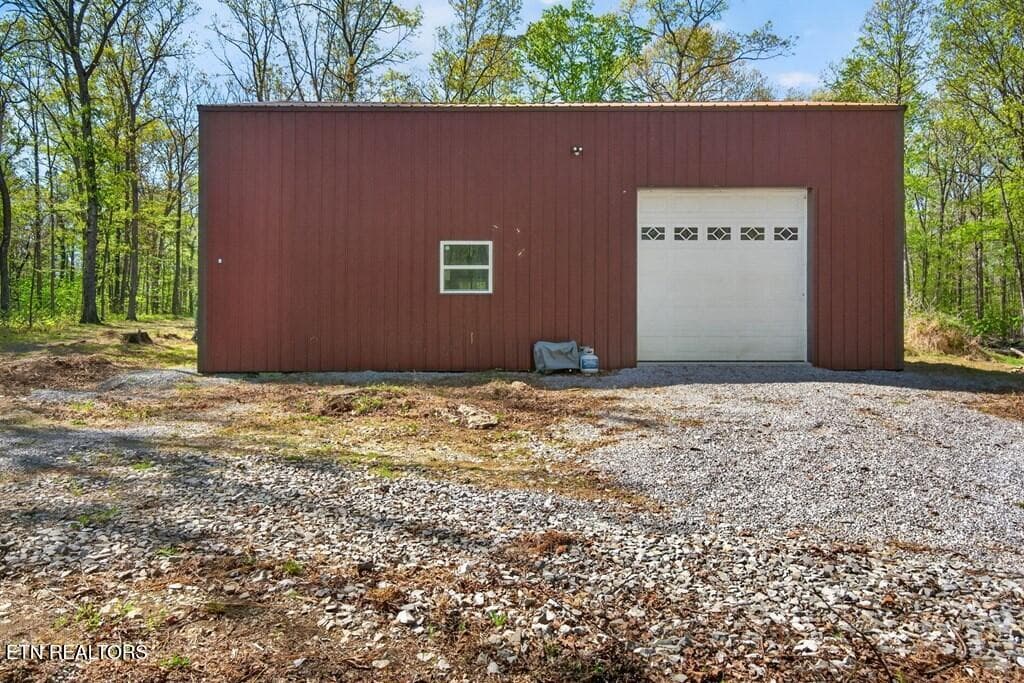 243828_14 - 751 W Bluff Rd, Pikeville, TN 37367